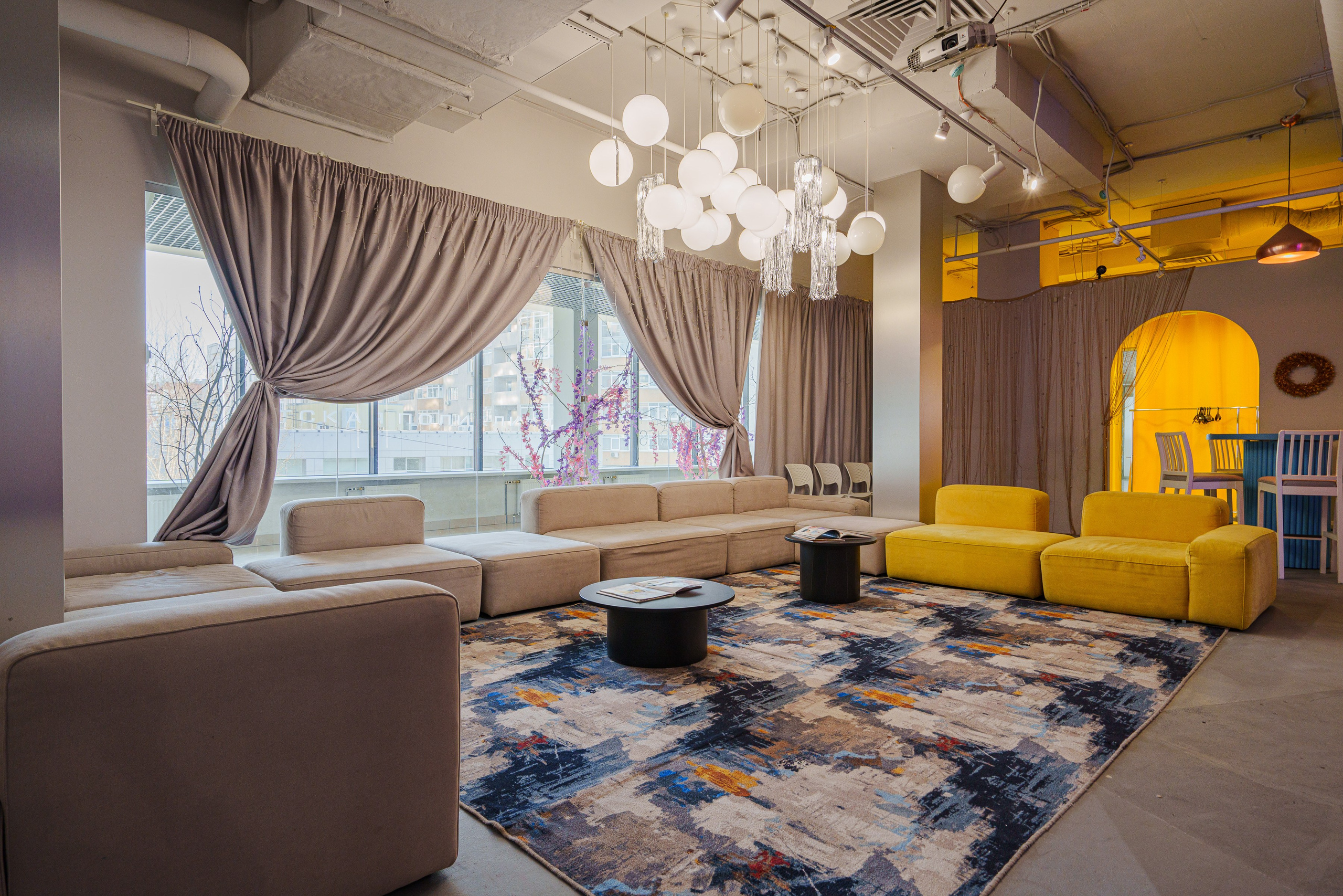 Фотостудия YOUR STORIES. Артур Каримов — Интерьерный фотограф в Екатеринбурге