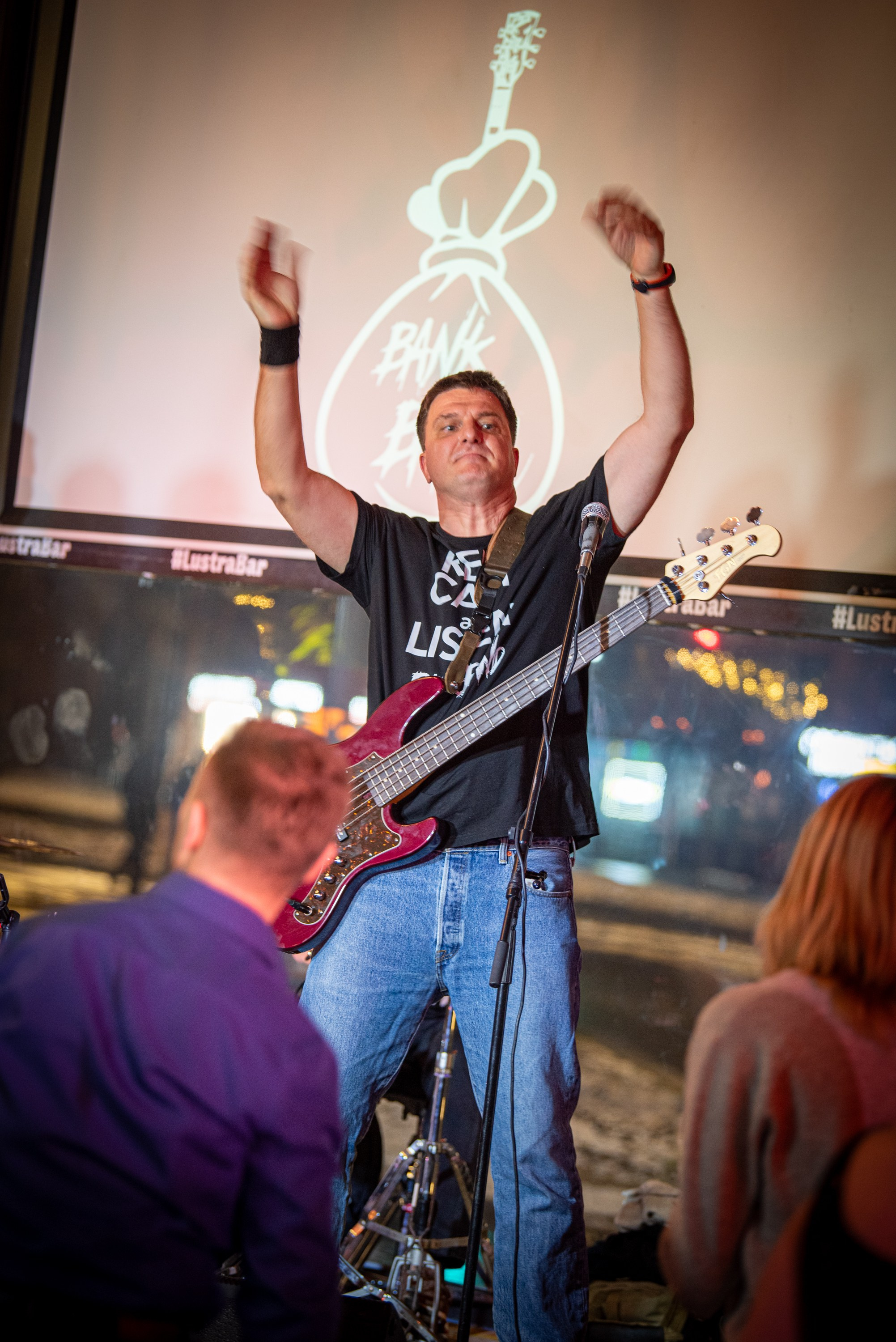 LЮSTRA bar 10.12.2025. Московская кавер-группа BankBand