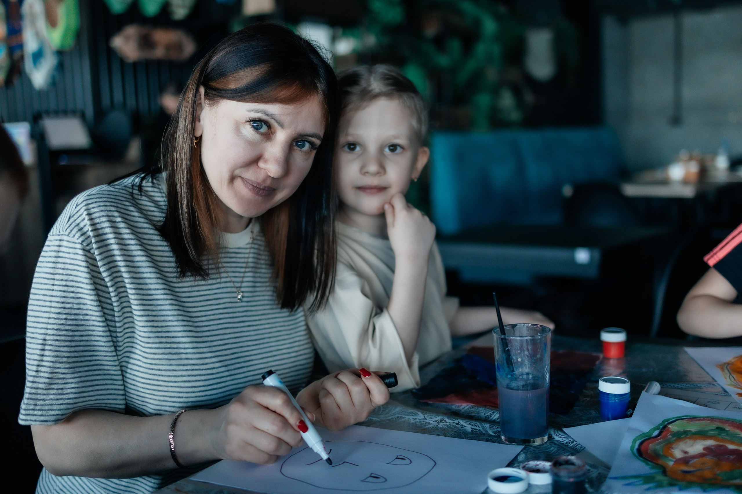 Азартное рисование. Семейный и детский фотограф в Славгороде Анастасия Винс