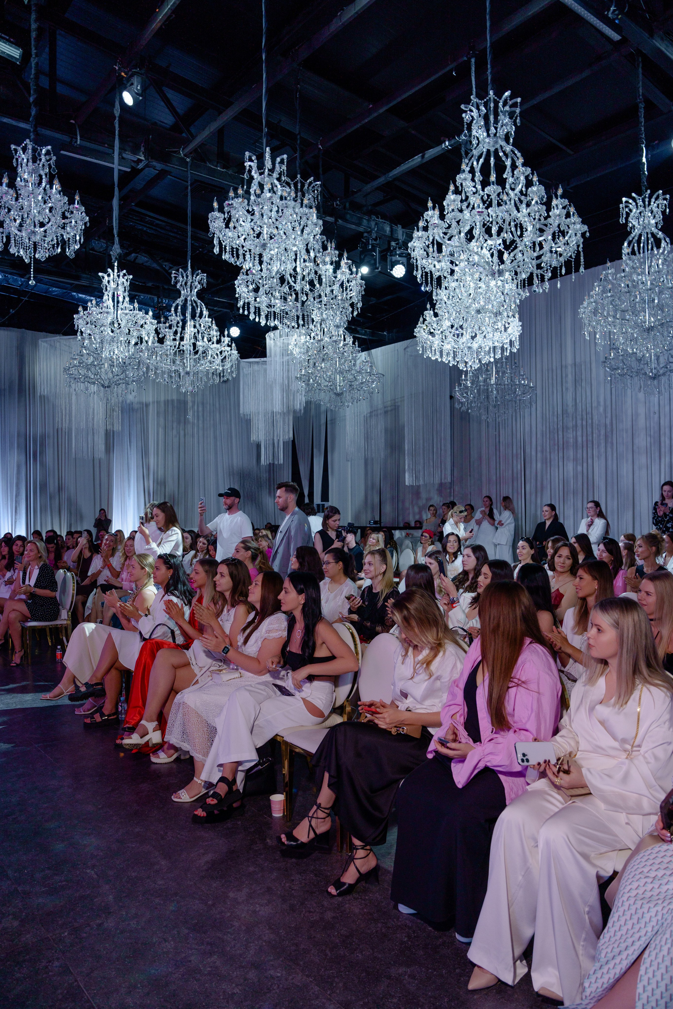 Светский репортаж с VIP DAY WOMEN CONF в Барвихе. Репортажный фотограф Москва Сергей Дружинин