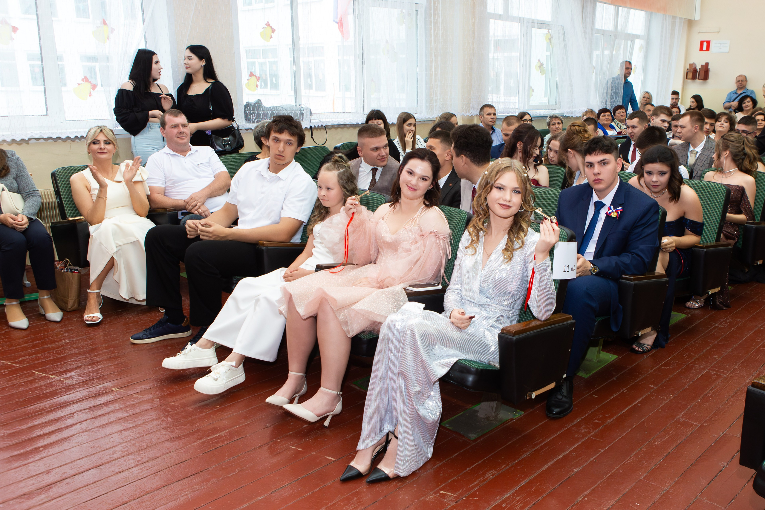 Вручение дипломов 2025 9 ШКОЛА МЦЕНСК. ТВОЙ АЛЬБОМ / ТВОИ ПРАВИЛА