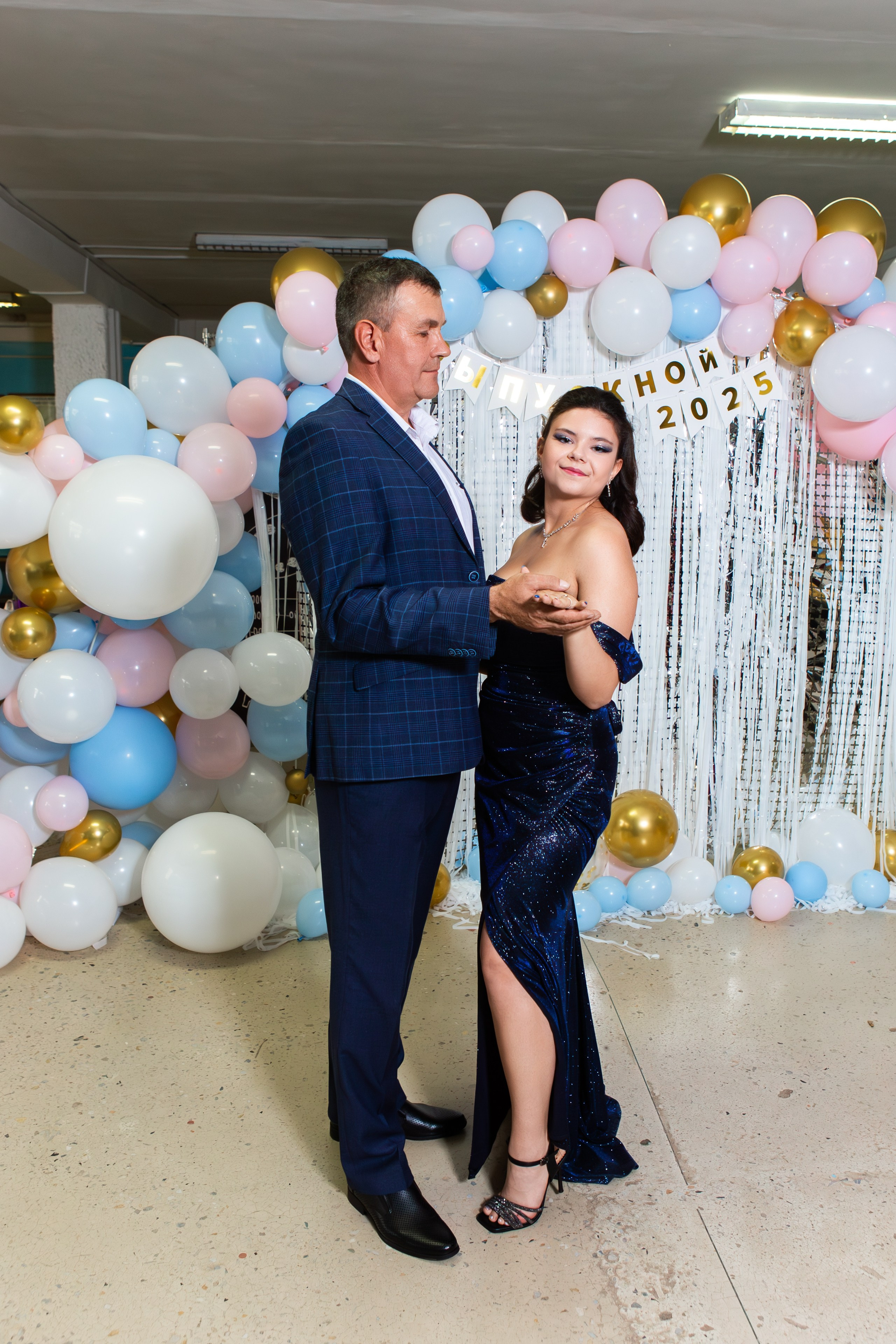 ФОТОСЕССИЯ С РОДИТЕЛЯМИ ВЫПУСКНОЙ 2025 9 ШКОЛА МЦЕНСК. ТВОЙ АЛЬБОМ / ТВОИ ПРАВИЛА