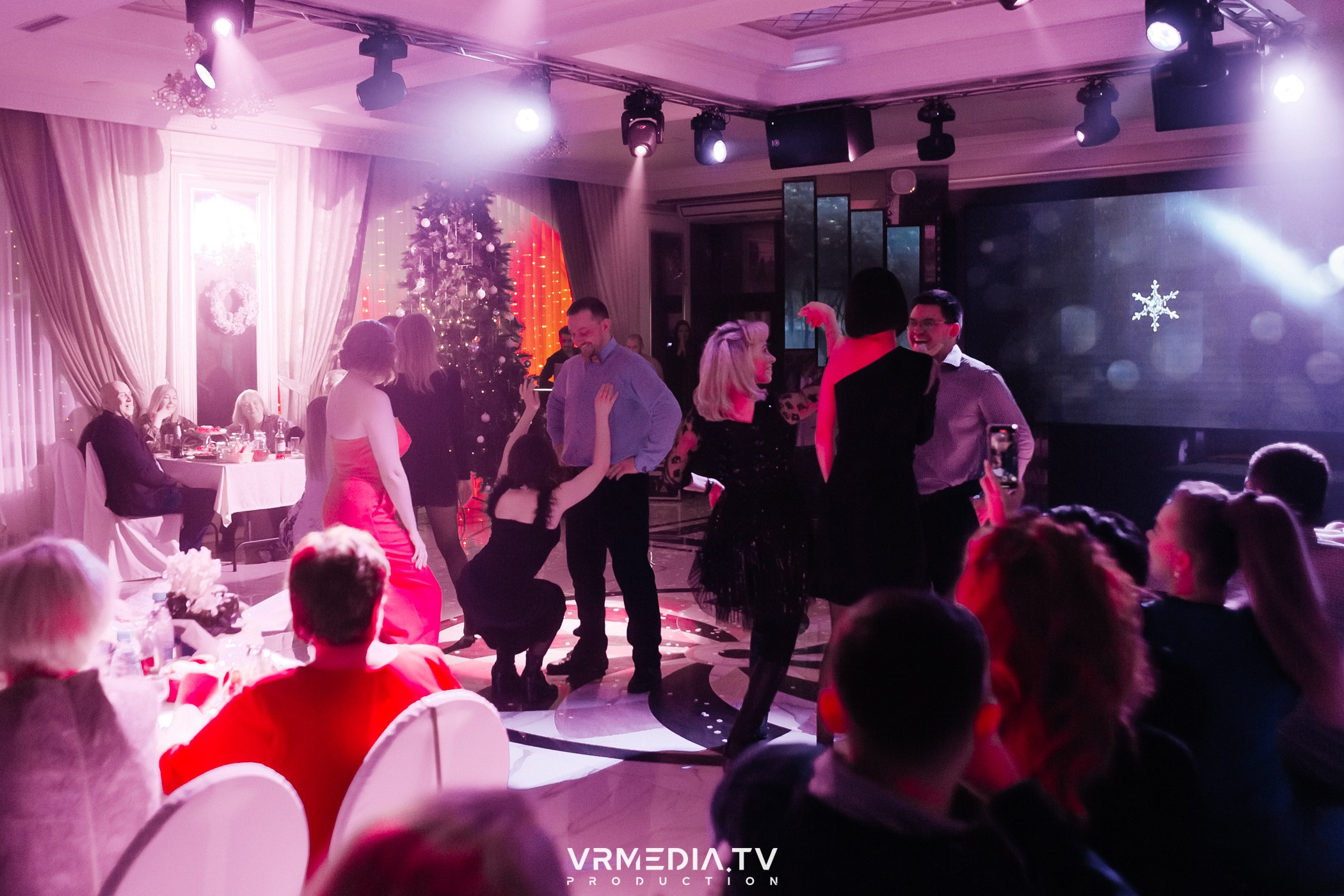 Новогодний вечер в ресторане «Лазурный Берег»