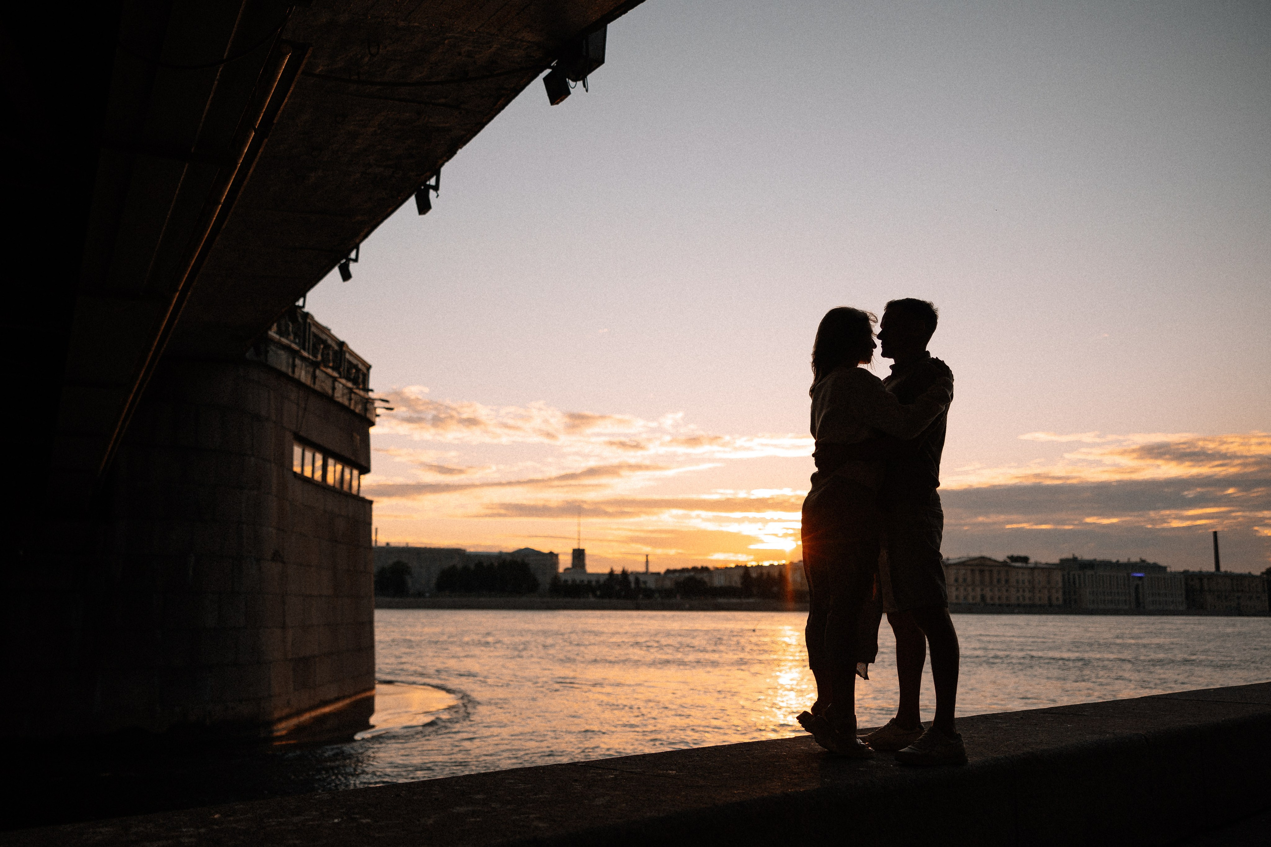 Улыбаясь в Питере. Свадебный и семейный Фотограф Денис Кошель