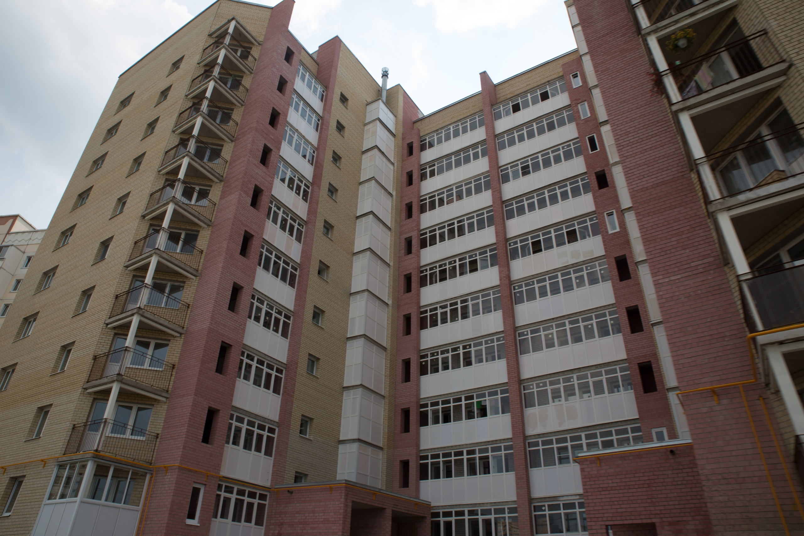 Г. Ярославль. Студия Максима Белослюдцева