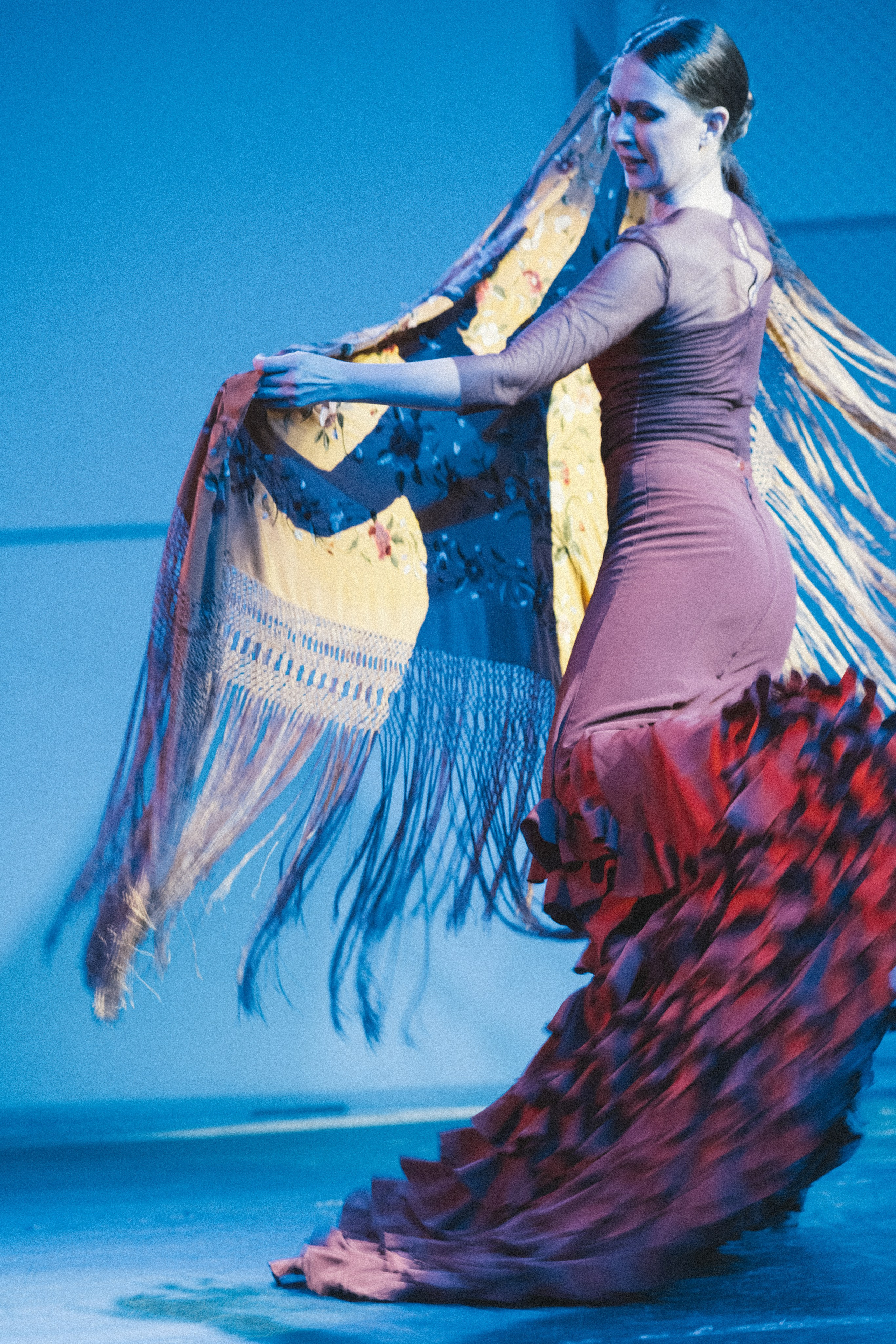 Спектакль «Mujeres» («Женщины»), студия фламенко Tierra del Sol. Анна Демидова — фотография для жизни и бизнеса в Абакане