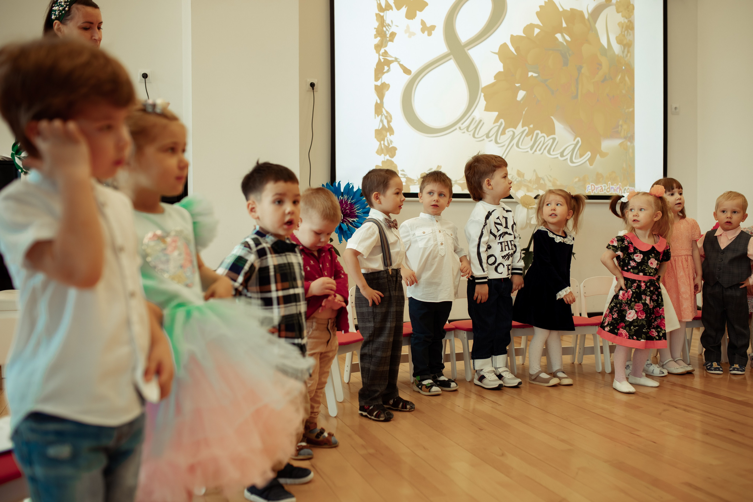Праздник весны в детском саду. Семейный и детский фотограф в Москве Дорогова Екатерина
