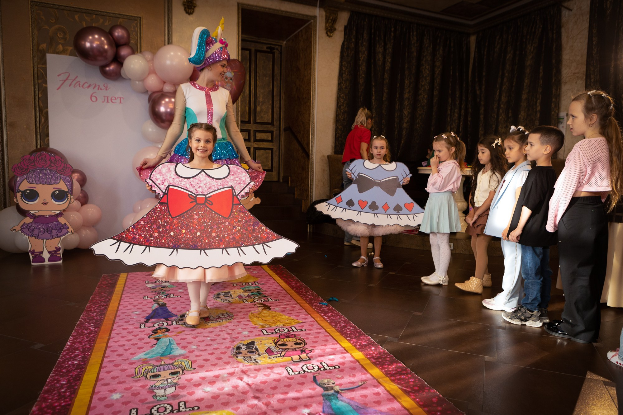 День Рождения Анастасии в ресторане Инконтро. Фотограф в Оренбурге. Профессиональный фотограф