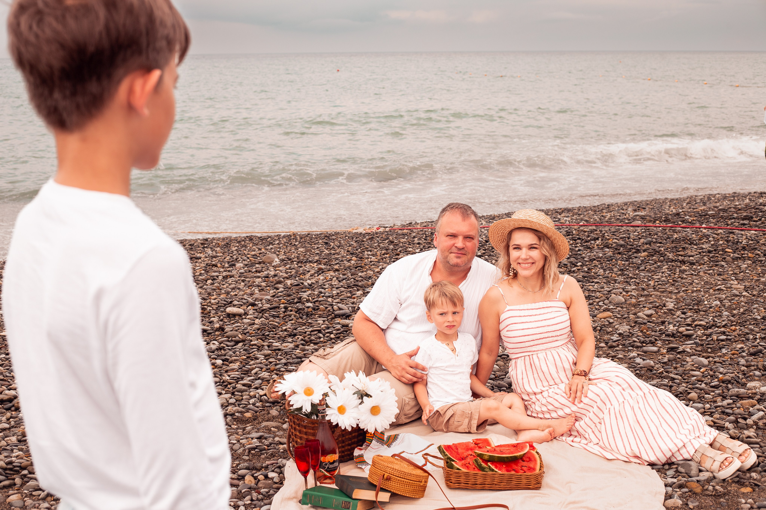Пикник у моря в Лоо. Семейный фотограф в Сочи, Лоо, Дагомысе, Вардане Кучумова Олеся