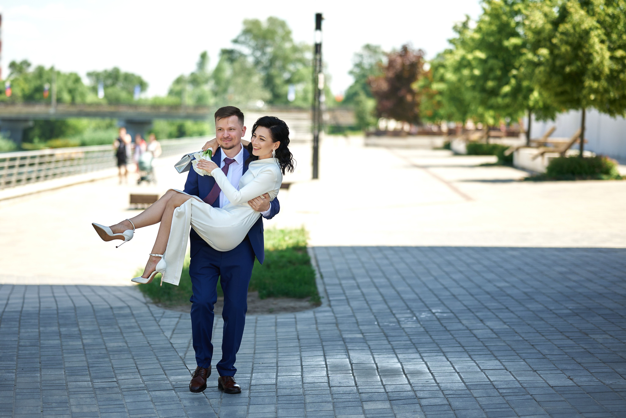 Фотограф на свадьбу в Старом Осколе, фотосессия свадьбы. Профессиональный фотограф Старый Оскол, Губкин — свадьба, венчание, крещение, юбилей и день рождения