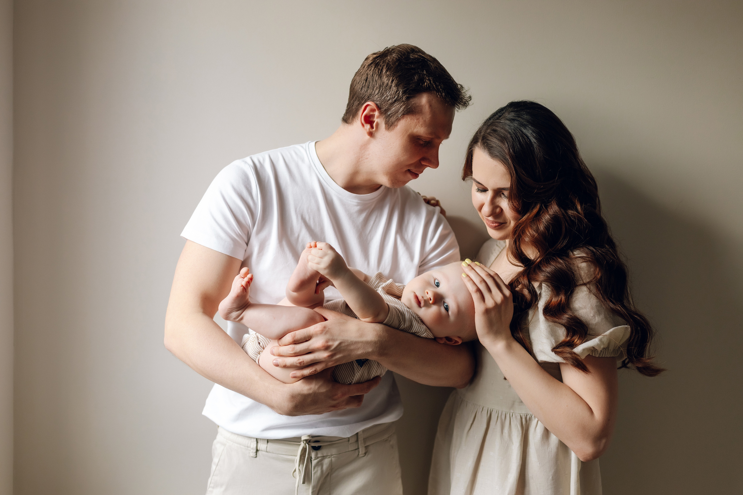 Домашняя фотосессия для Анастасии, Ильи и Егора. Свадебный и репортажный фотограф Ольга Шевелёва