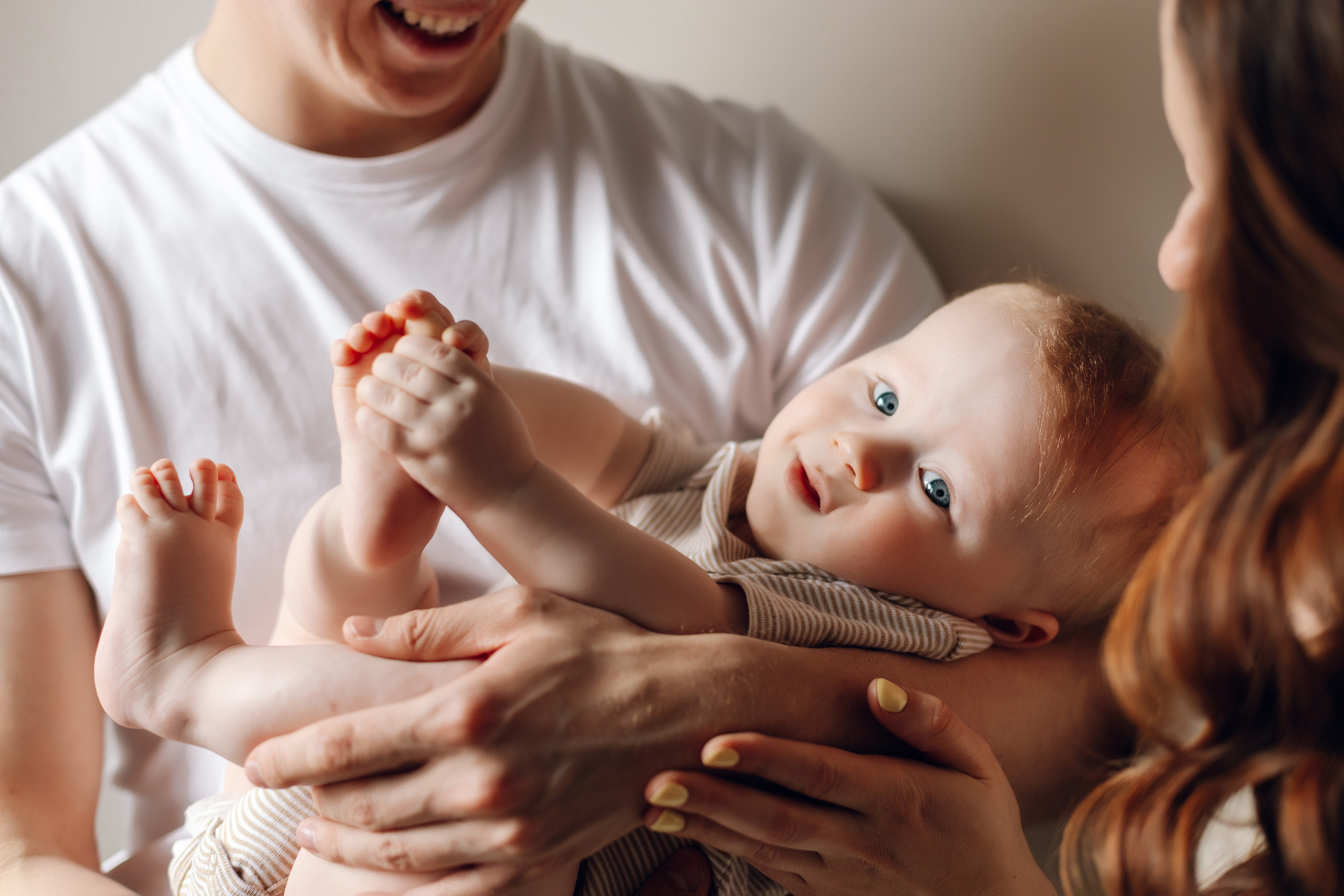 Домашняя фотосессия для Анастасии, Ильи и Егора. Свадебный и репортажный фотограф Ольга Шевелёва