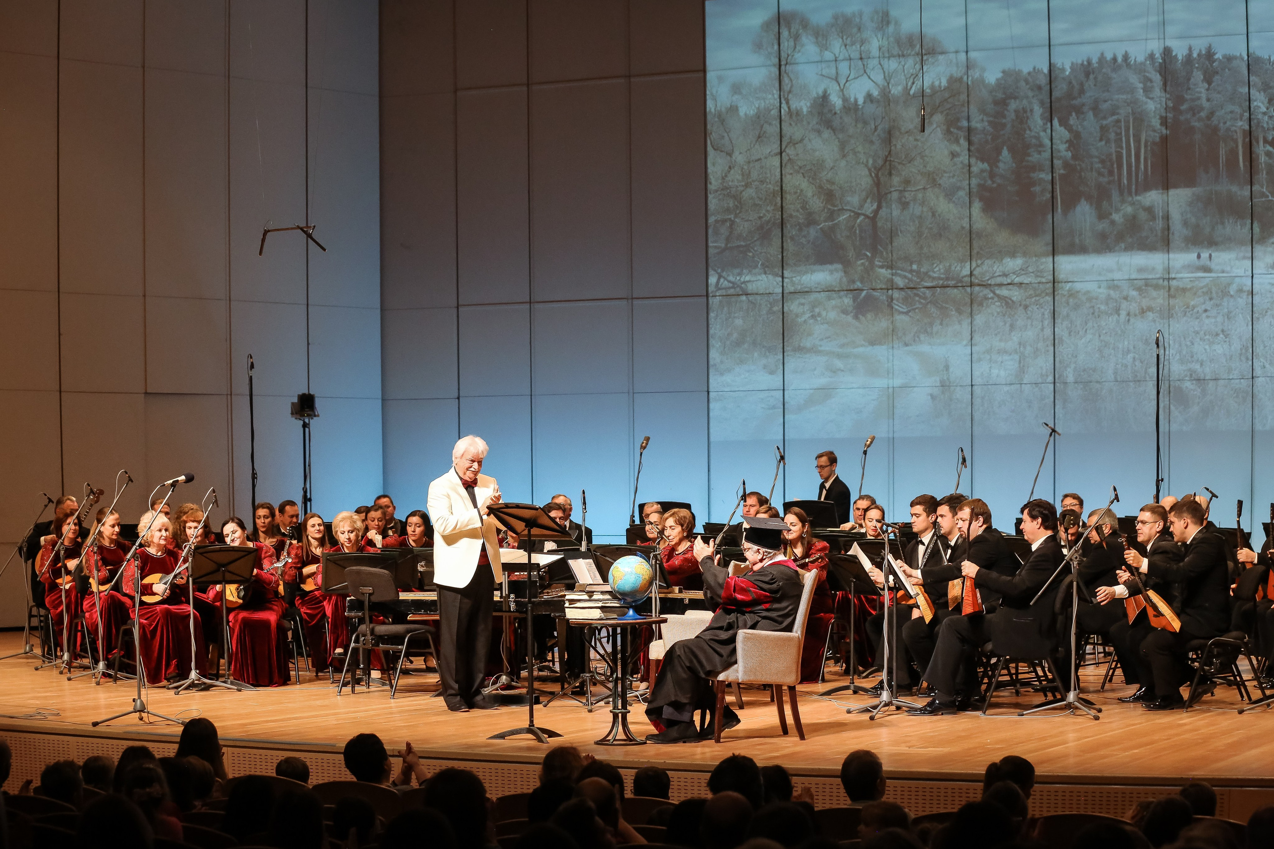 Концерт «Времена года». Дарья Письменюк / Darya Leitstern — фотограф, музыкант, журналист, путешественник