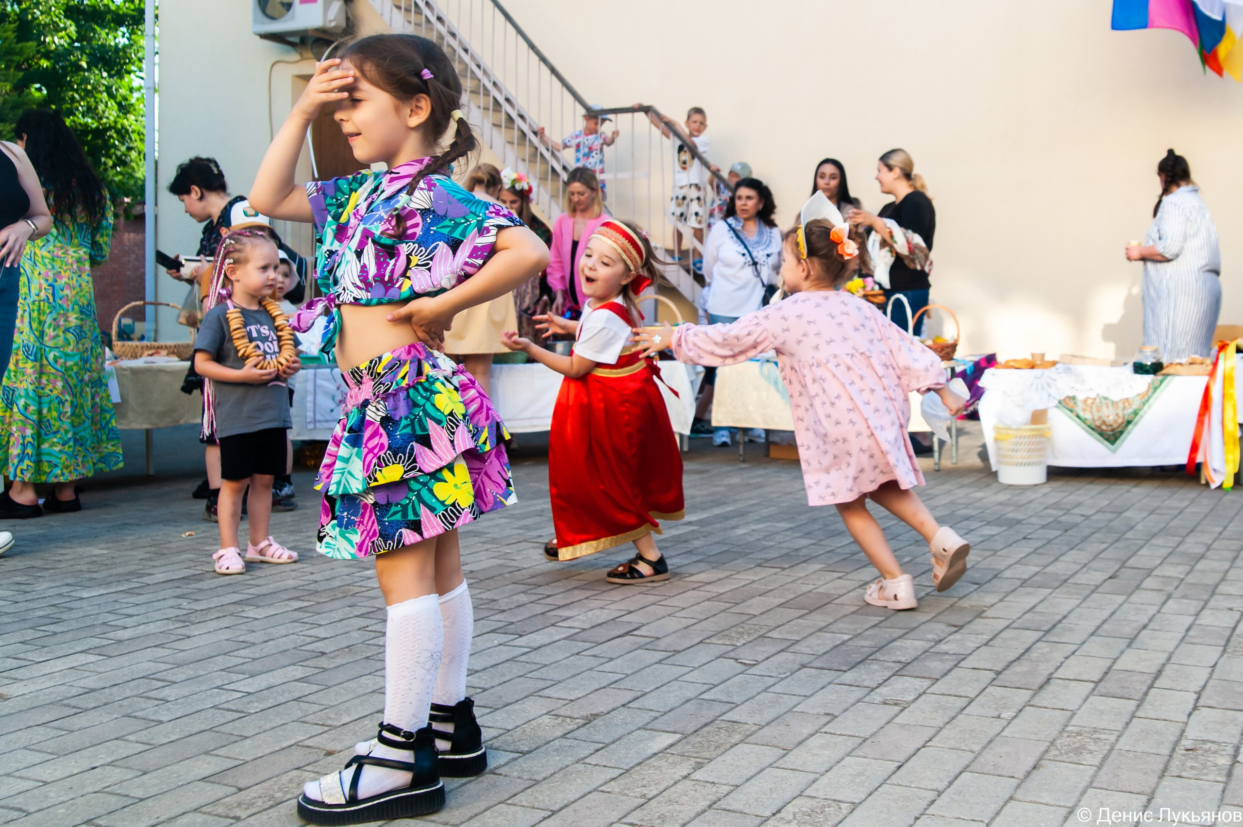 Ярмарка. Свадебный и семейный фотограф Денис Лукьянов в Краснодаре, Краснодарском крае и Республике Крым