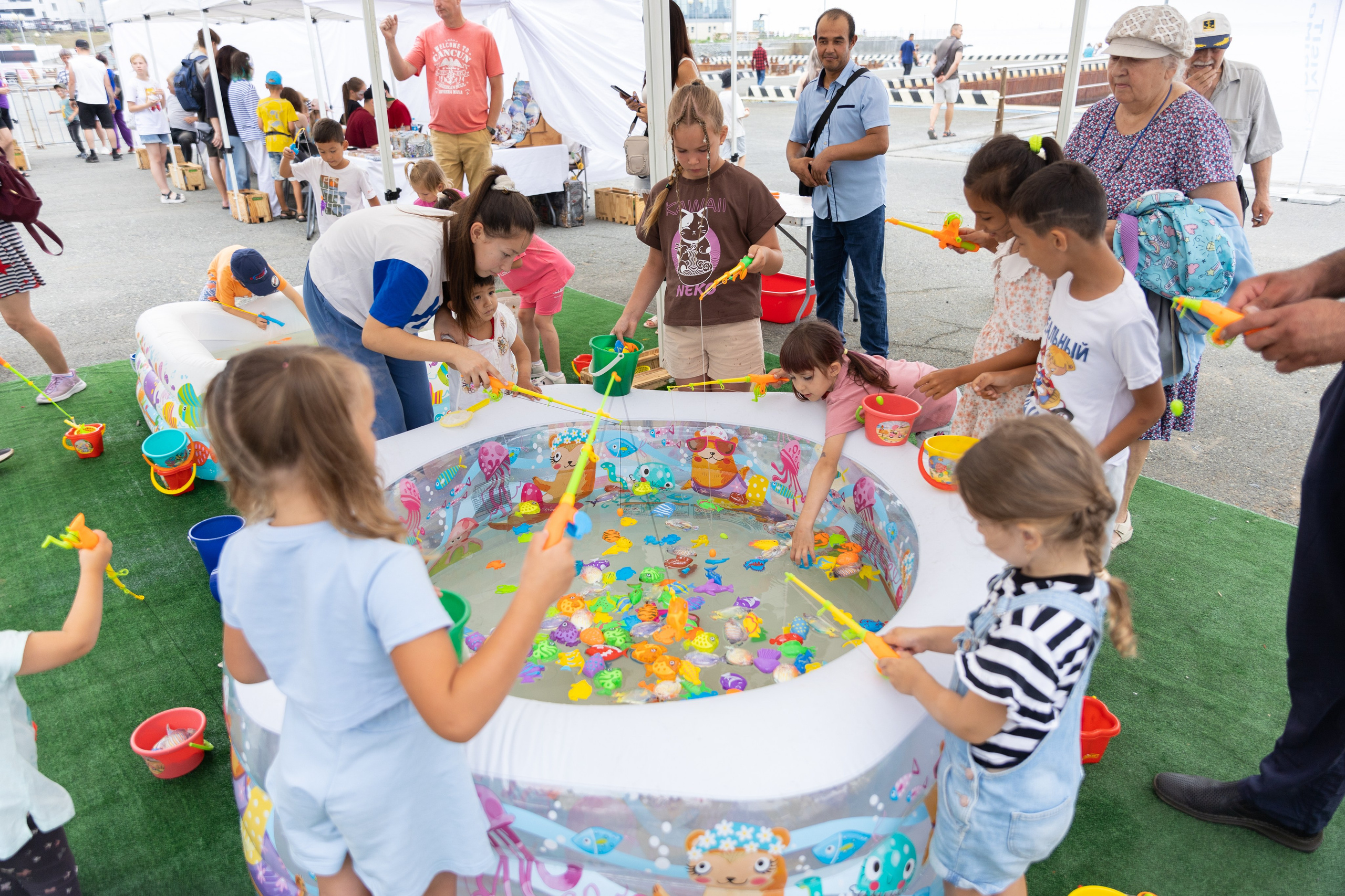День рыбака. Владивосток 2025. Олег Катакинов| Репортажный фотограф в городе у моря (Владивосток)