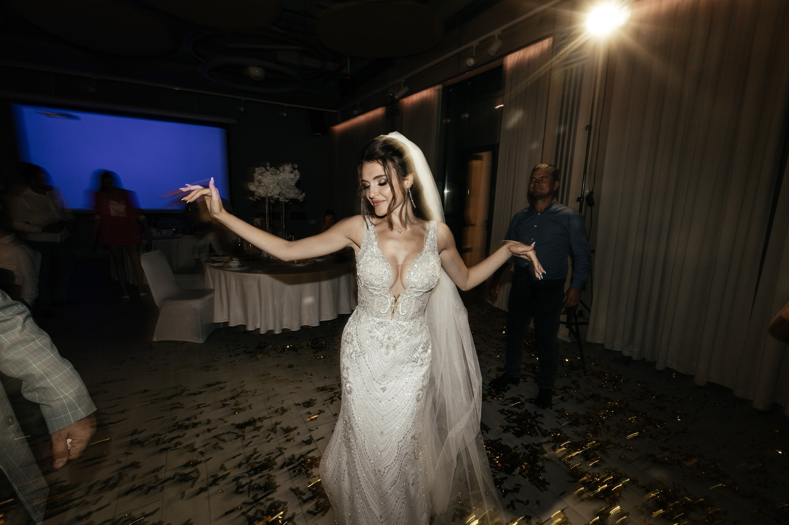 Свадебный фотограф Уфа — Руслан ГабдлисламовЖивые эмоции, красивые кадры, воспоминания на всю жизнь.Работаю по всей Республике Башкортоста. Свадебный фотограф Уфа Руслан Габдлисламов