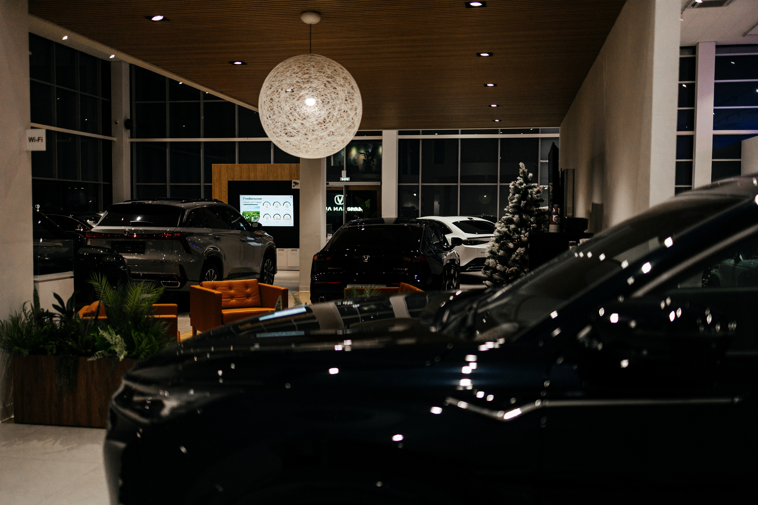 Автосалон OMODA \ Jaecoo \ Changan. Фотограф в Краснодаре Лагунов Владимир