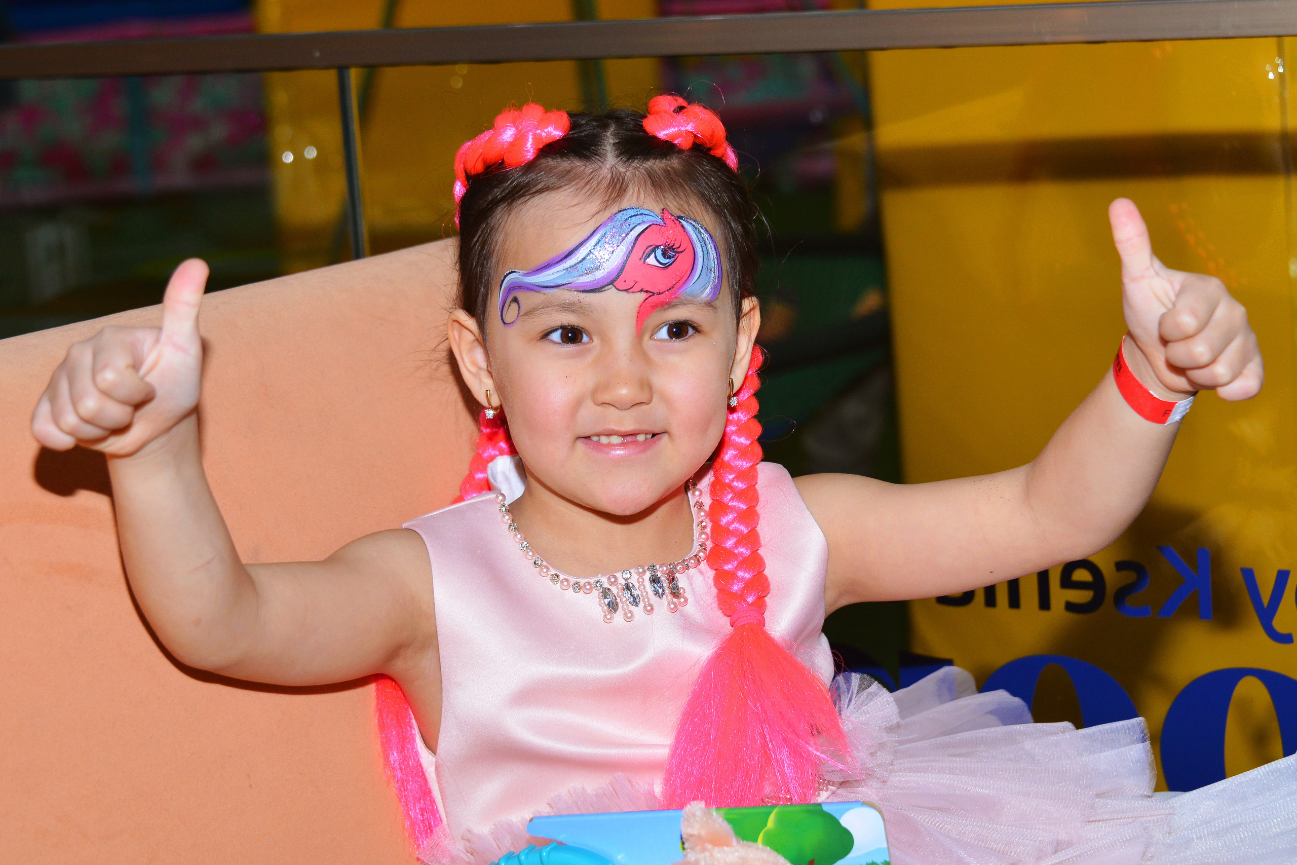 Дети-6 (Айлин-8 лет). Фотосъёмка. Фотограф Сергей Авдеев-семейный и детский фотограф в Алматы