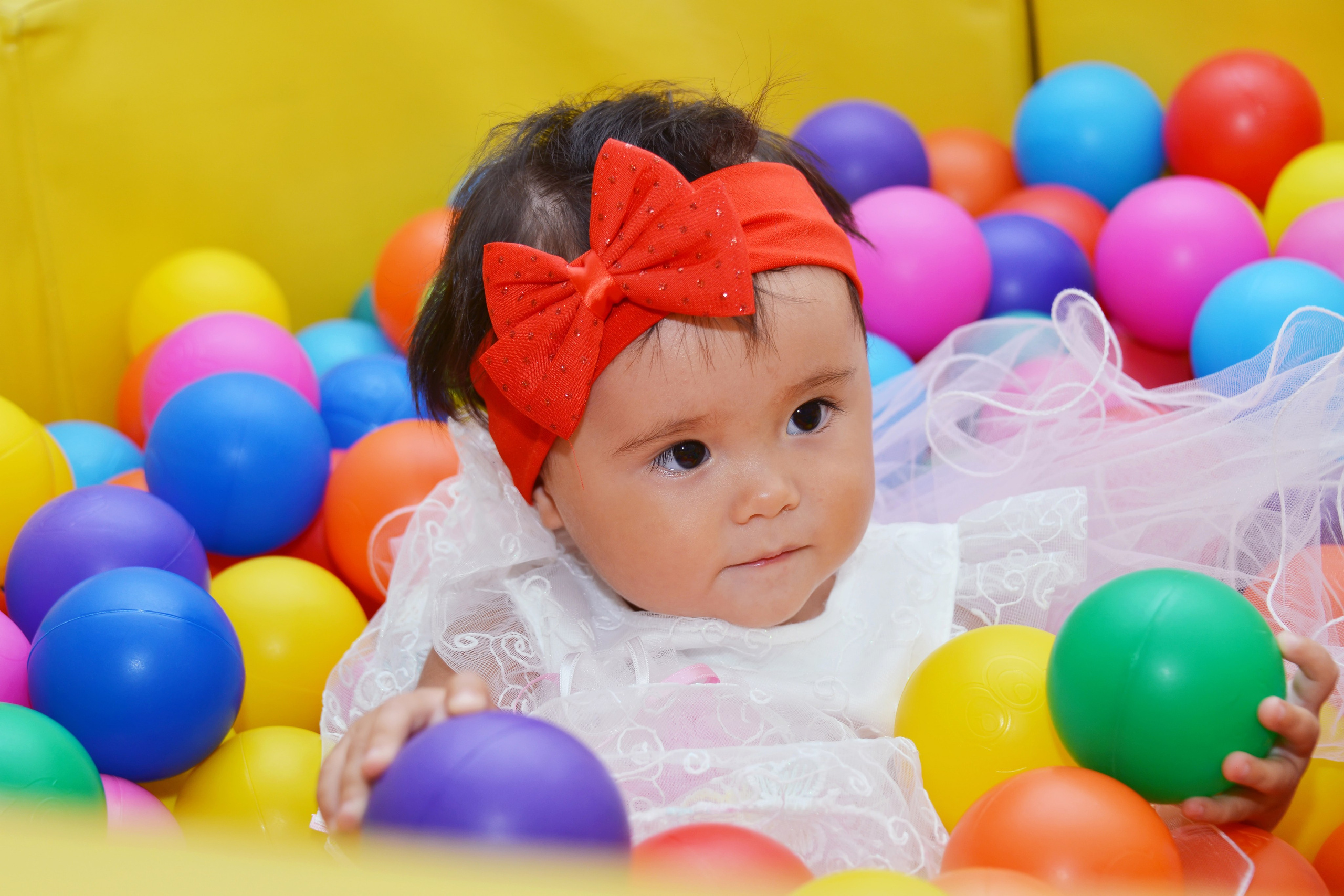 Дети-5 (Адель-1годик). Фотосъёмка. Фотограф Сергей Авдеев-семейный и детский фотограф в Алматы