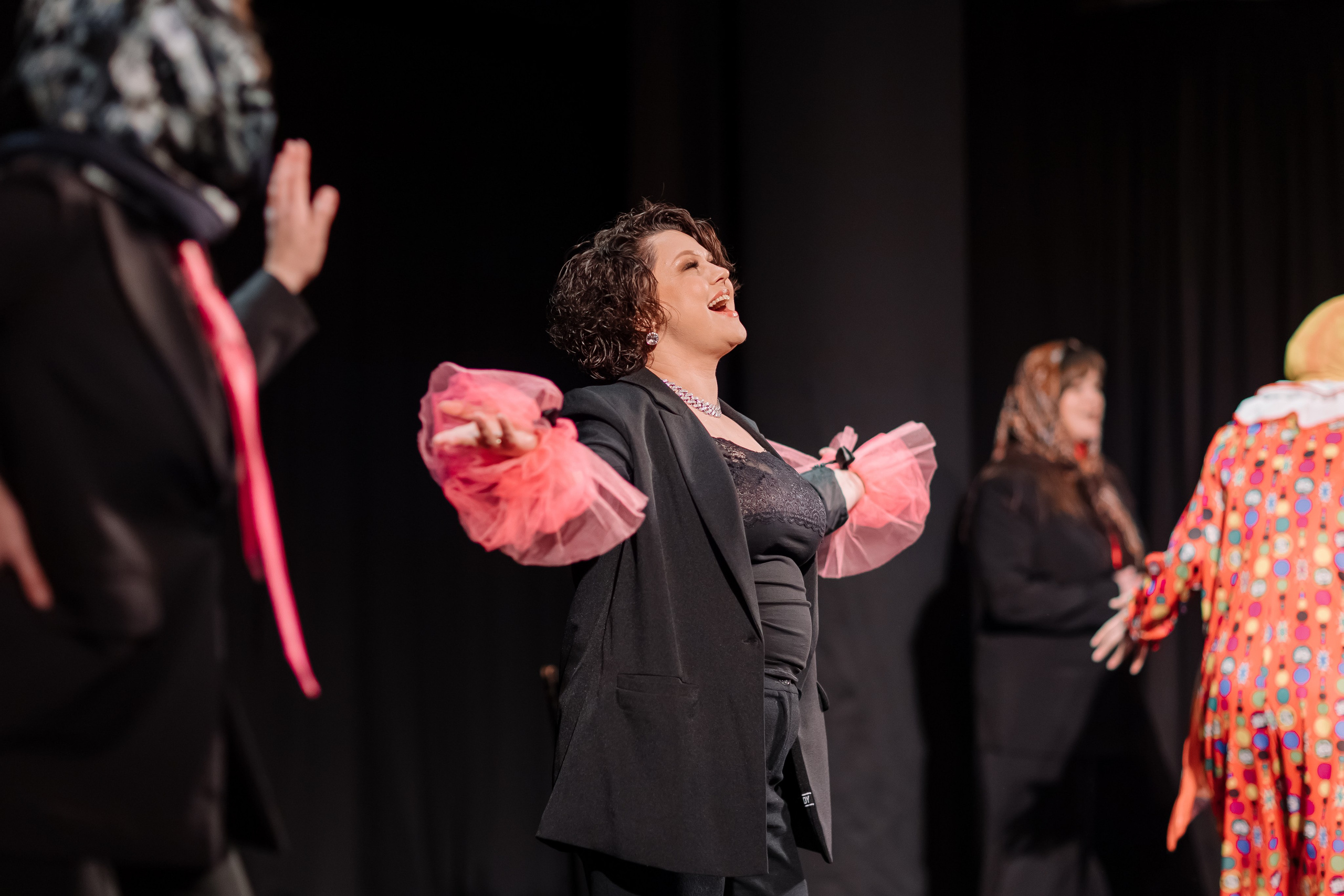 Спектакль. Свадебный фотограф