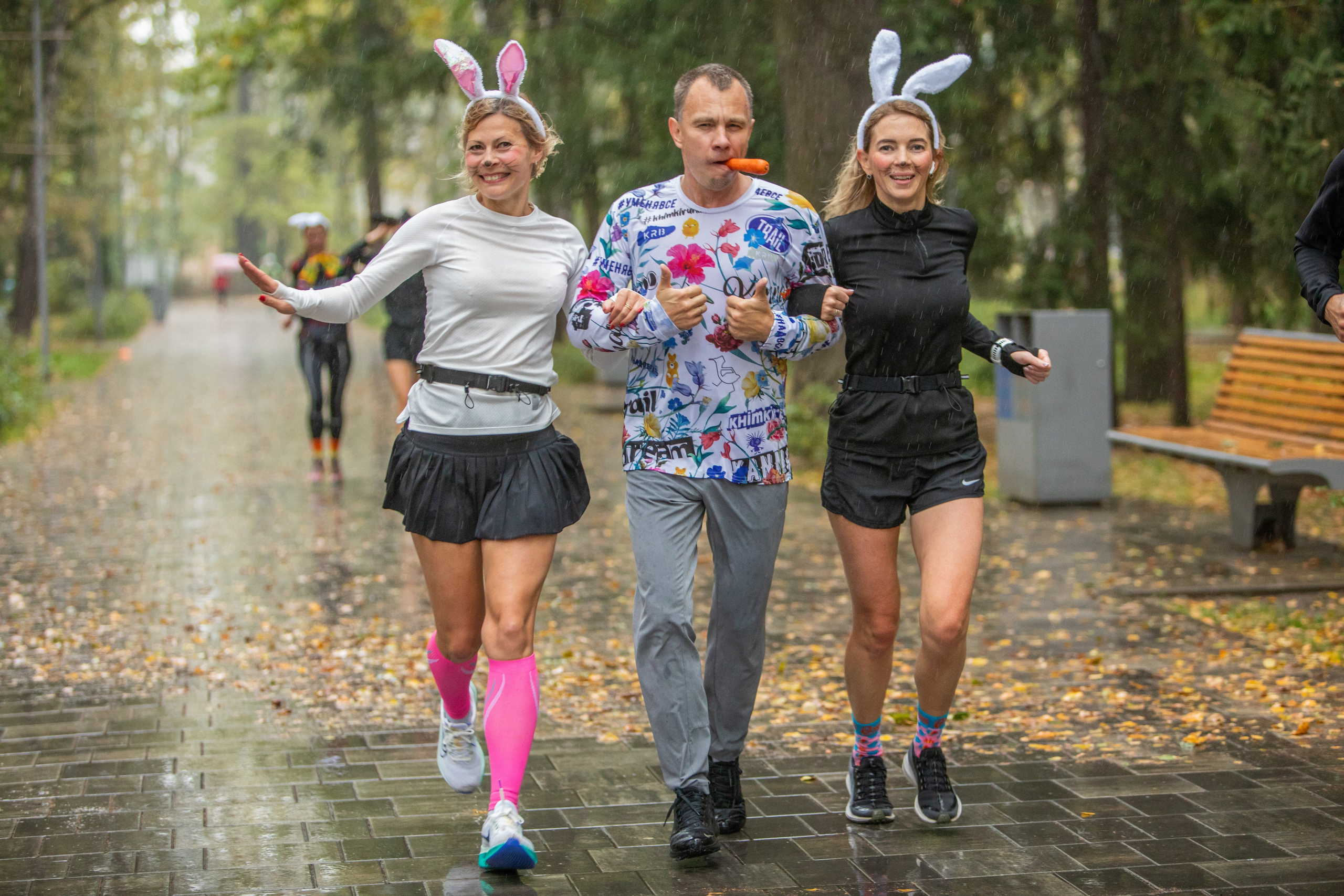 7 лет забегам 5 вёрст Химки 28.09.24. Фотограф Сергей Ловкий