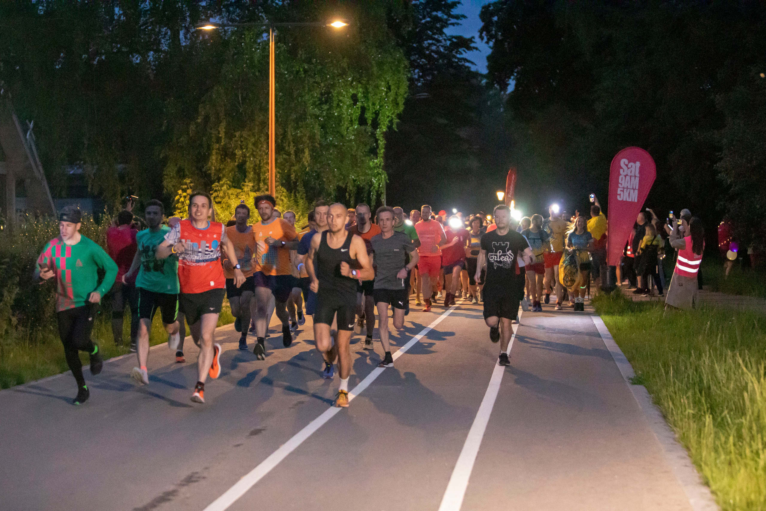 S95 Кусково, ночная тема, 2 июля 2023 г. Фотограф Сергей Ловкий