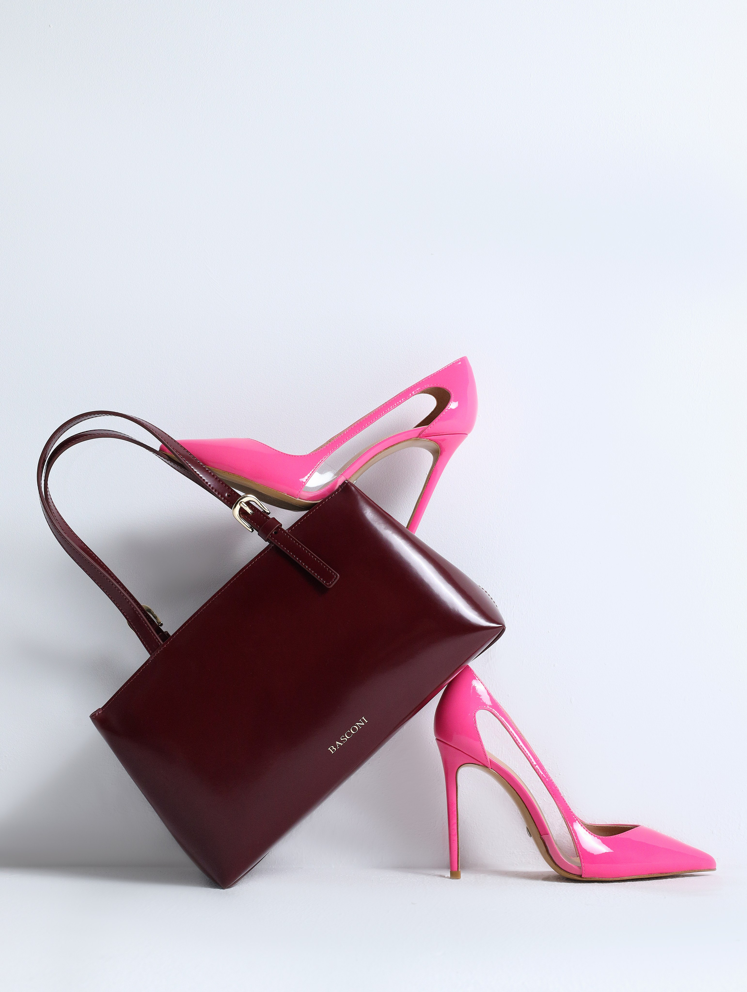 Basconi Summer Y'25. Предметный фотограф Артём Йома