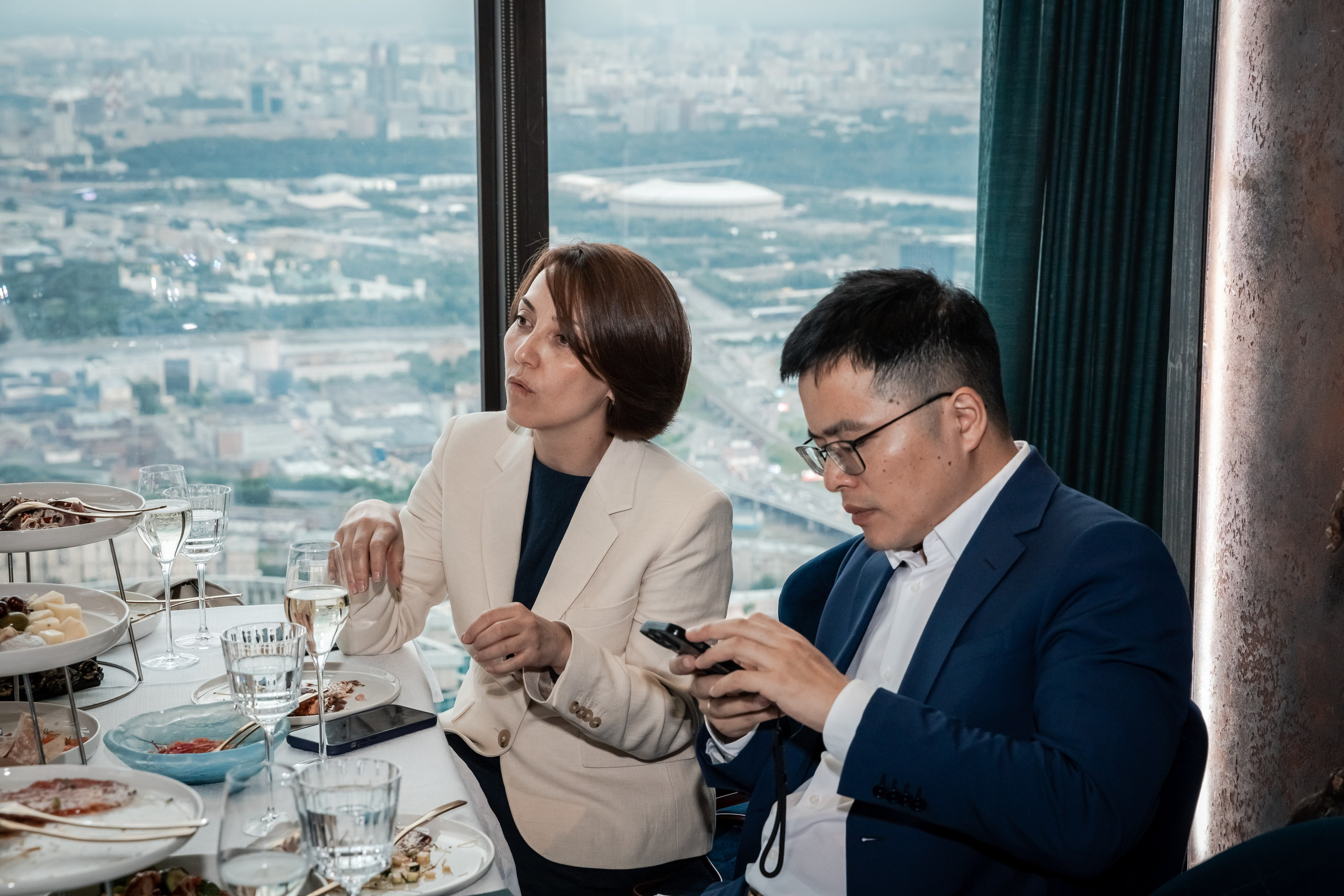 Открытие премиального клуба ABOSS | Ресторан Birds. Фотограф брендов и бизнеса в Москве Алексей Сентюрин