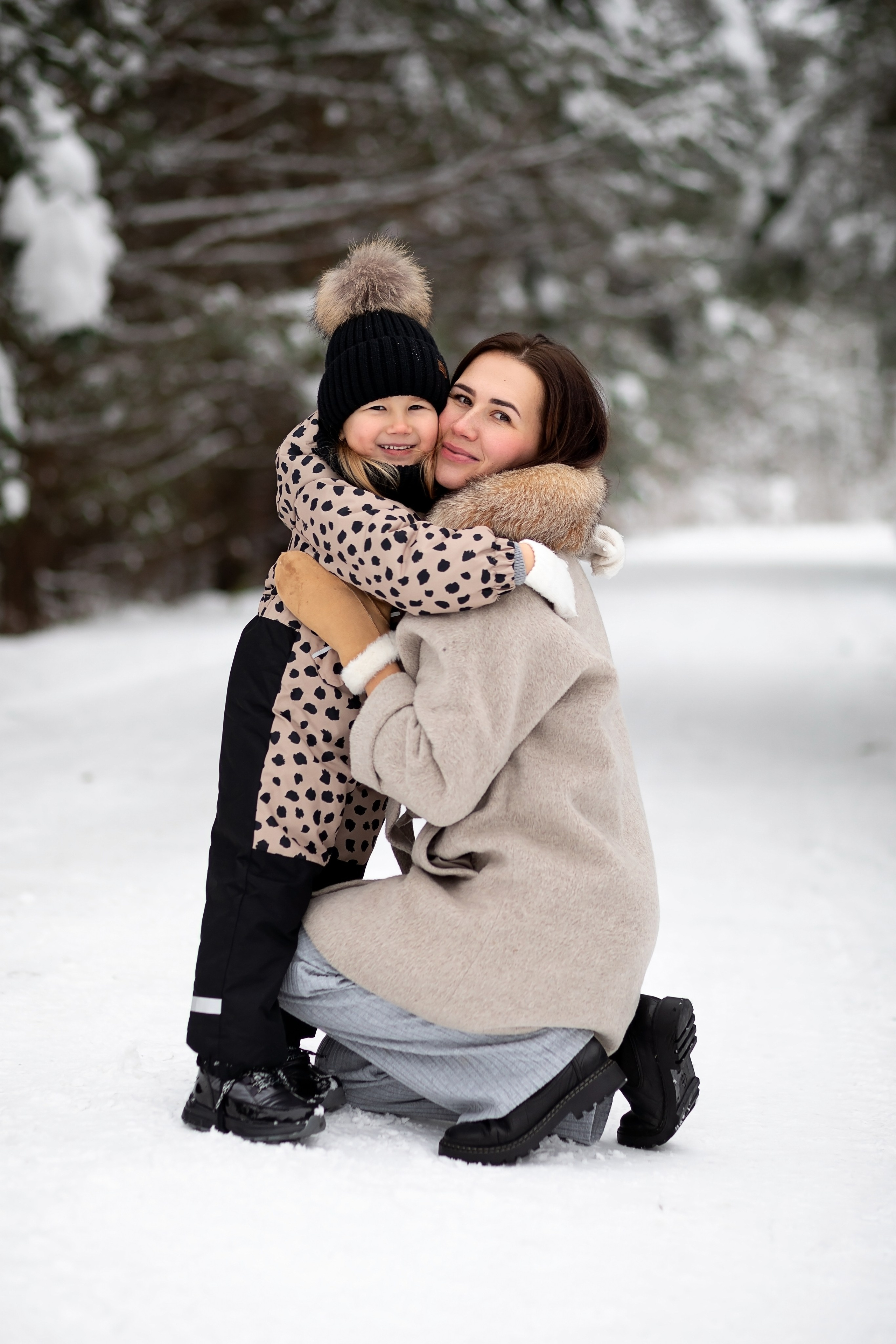Сергей, Оля, Лера и Чупа. Главная