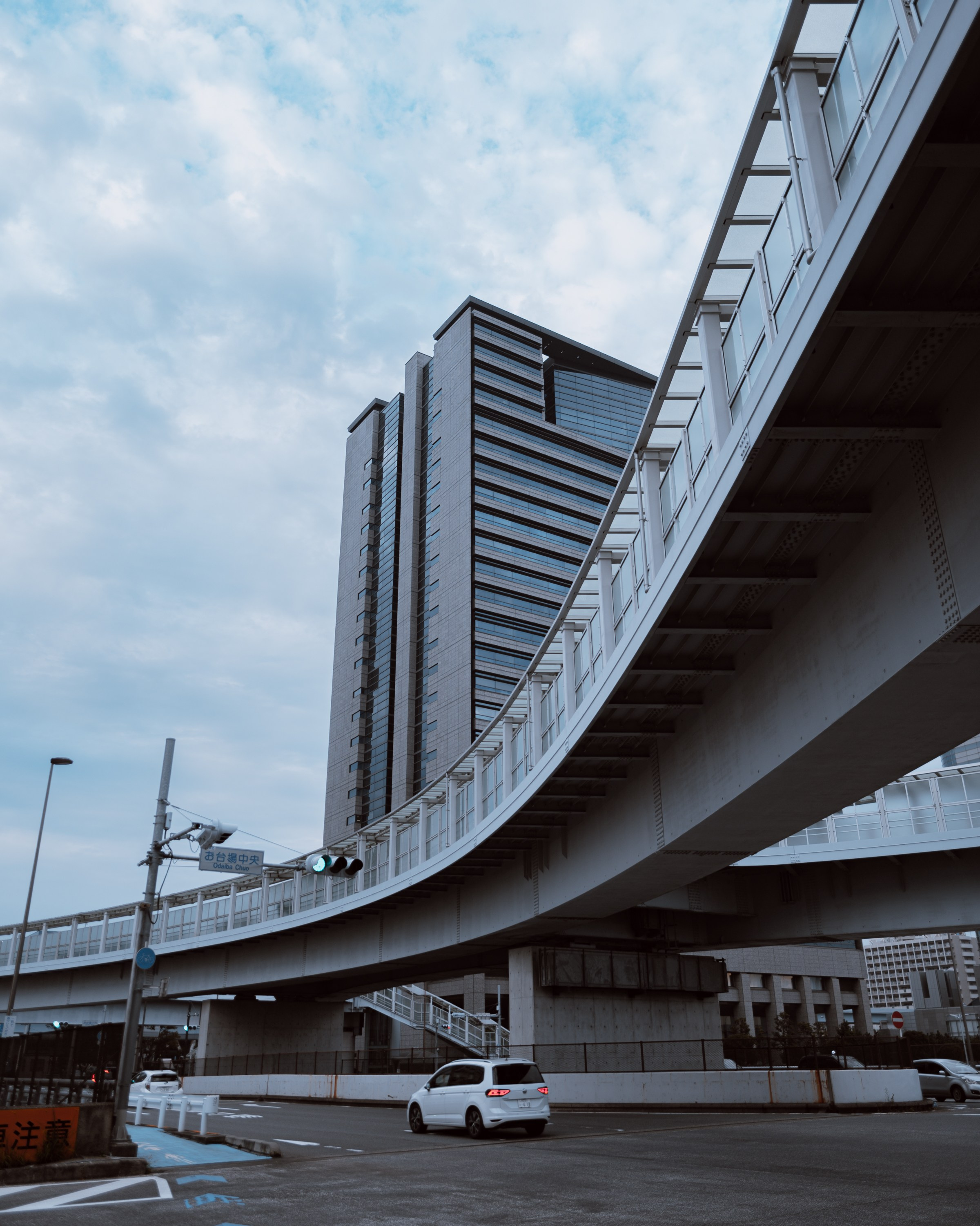 Japan. Photographer in Tokyo Anatolii Ozarto