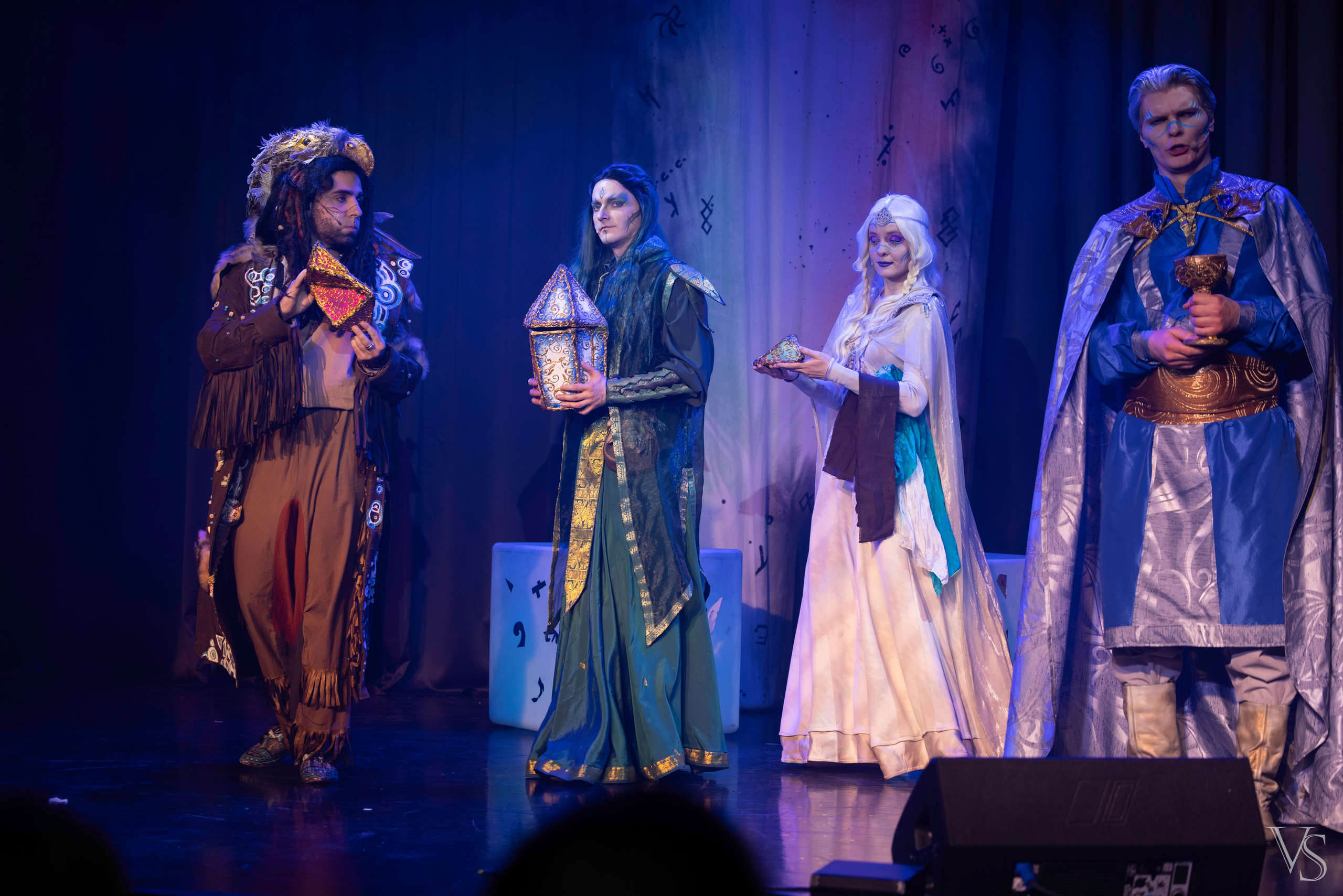 Книга стихий 25.01. Фотограф Виктор Степанов