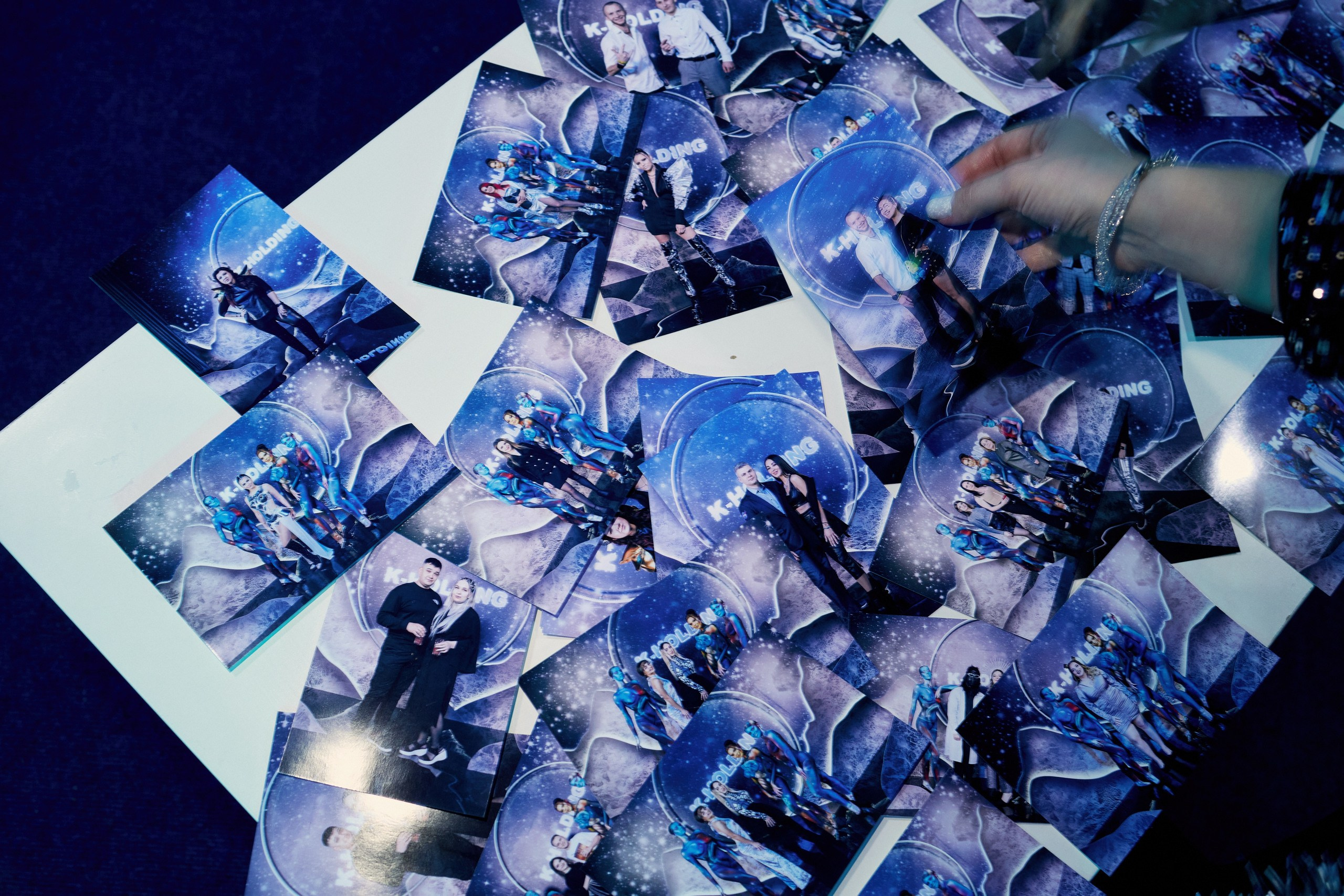 Космический новый год / K-Holding. Другой взгляд на фотографию