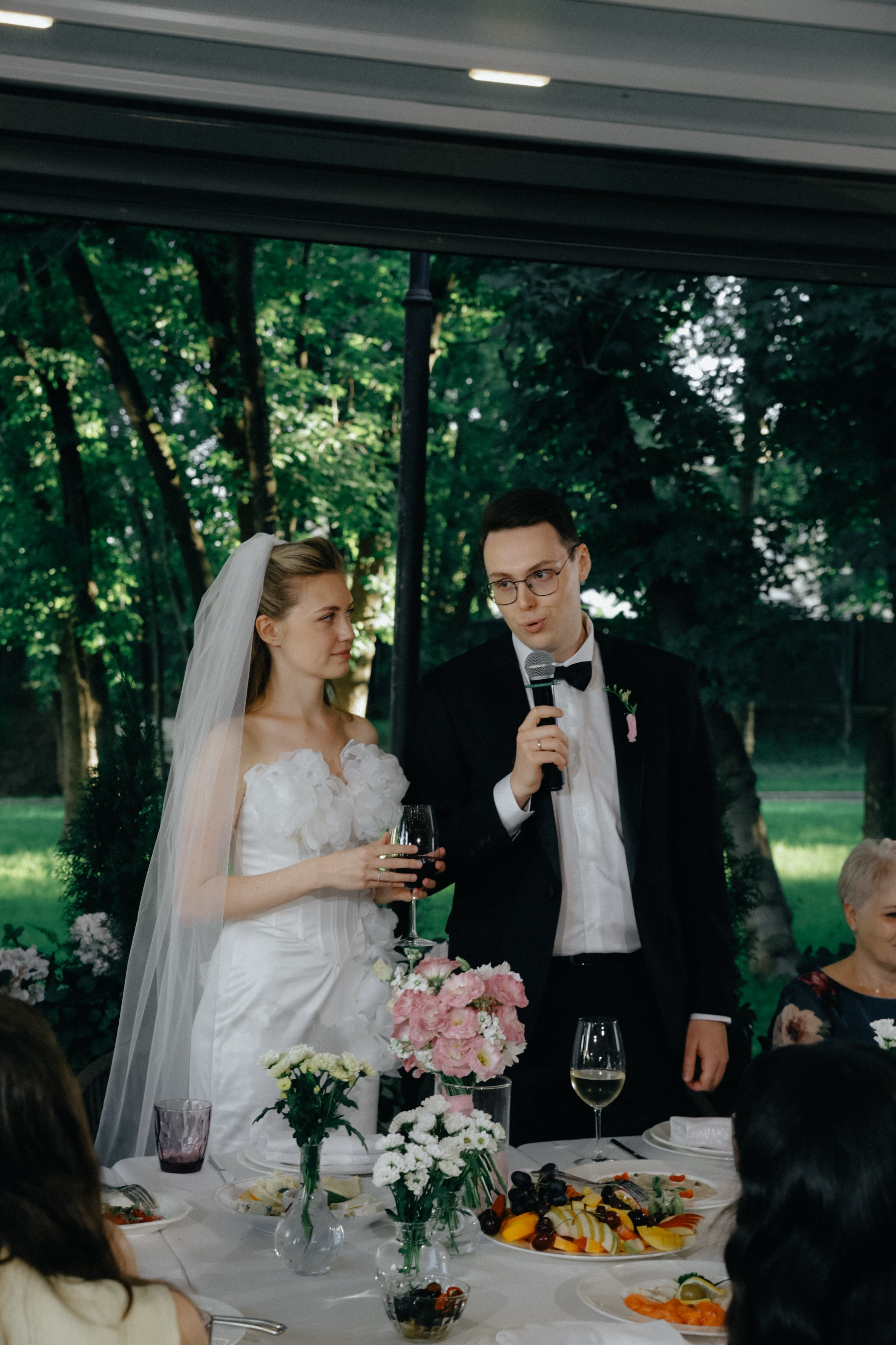 Теплый август