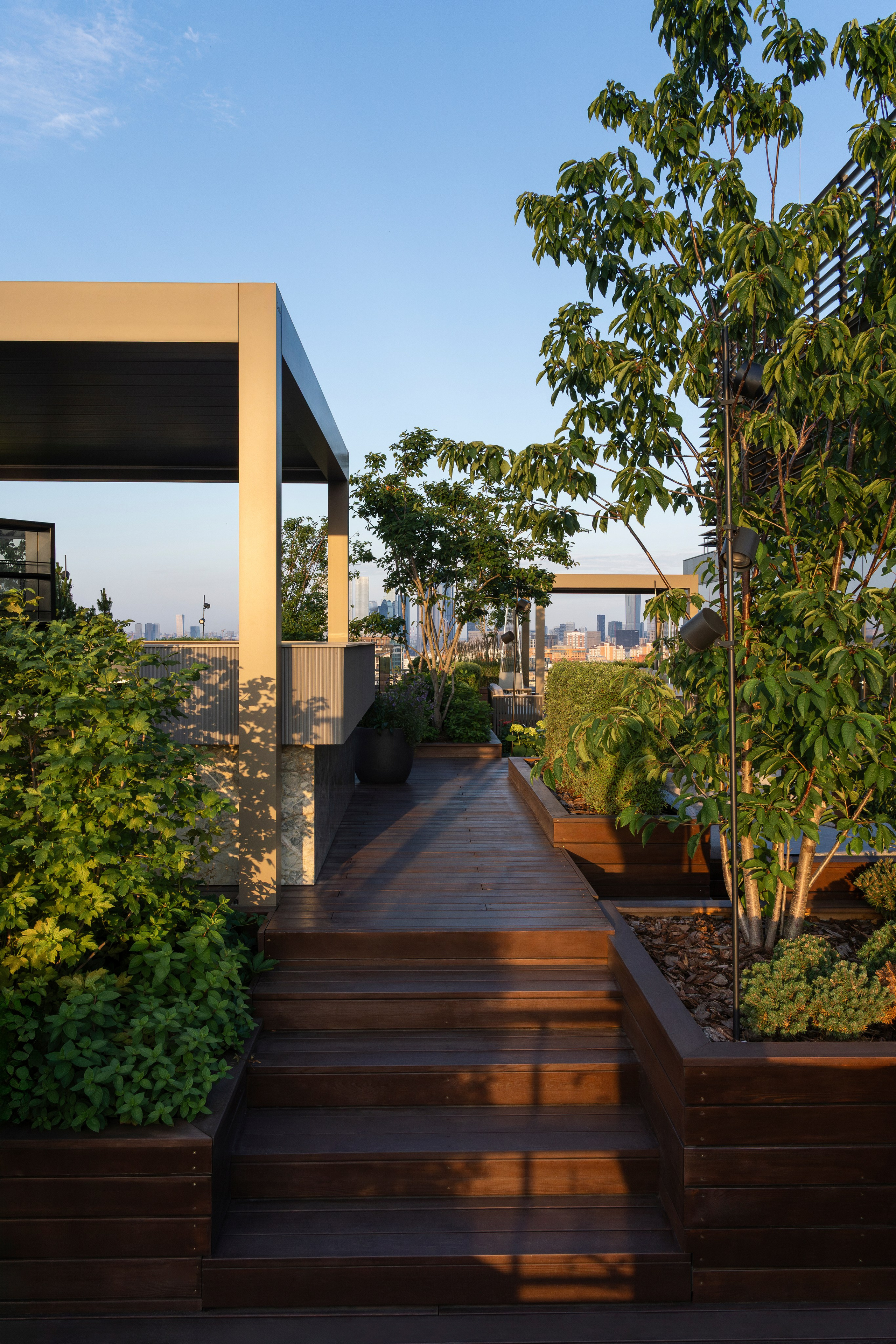 Brusnika office terrace, Moscow. Артамонов Александр | Архитектурный и ландшафтный фотограф