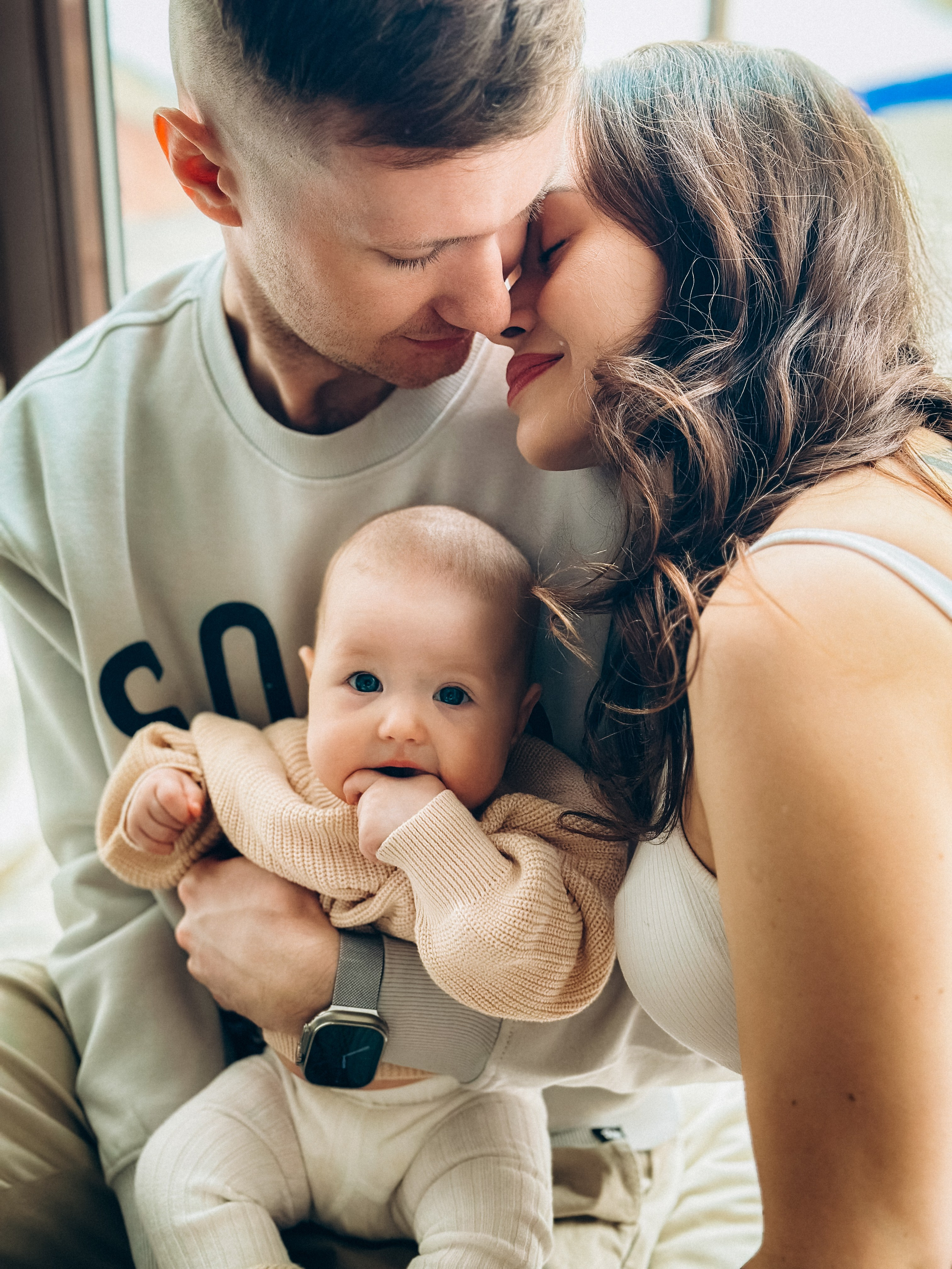 Сергей, Яна и малышка Афина. Phbyadel.wfolio.pro