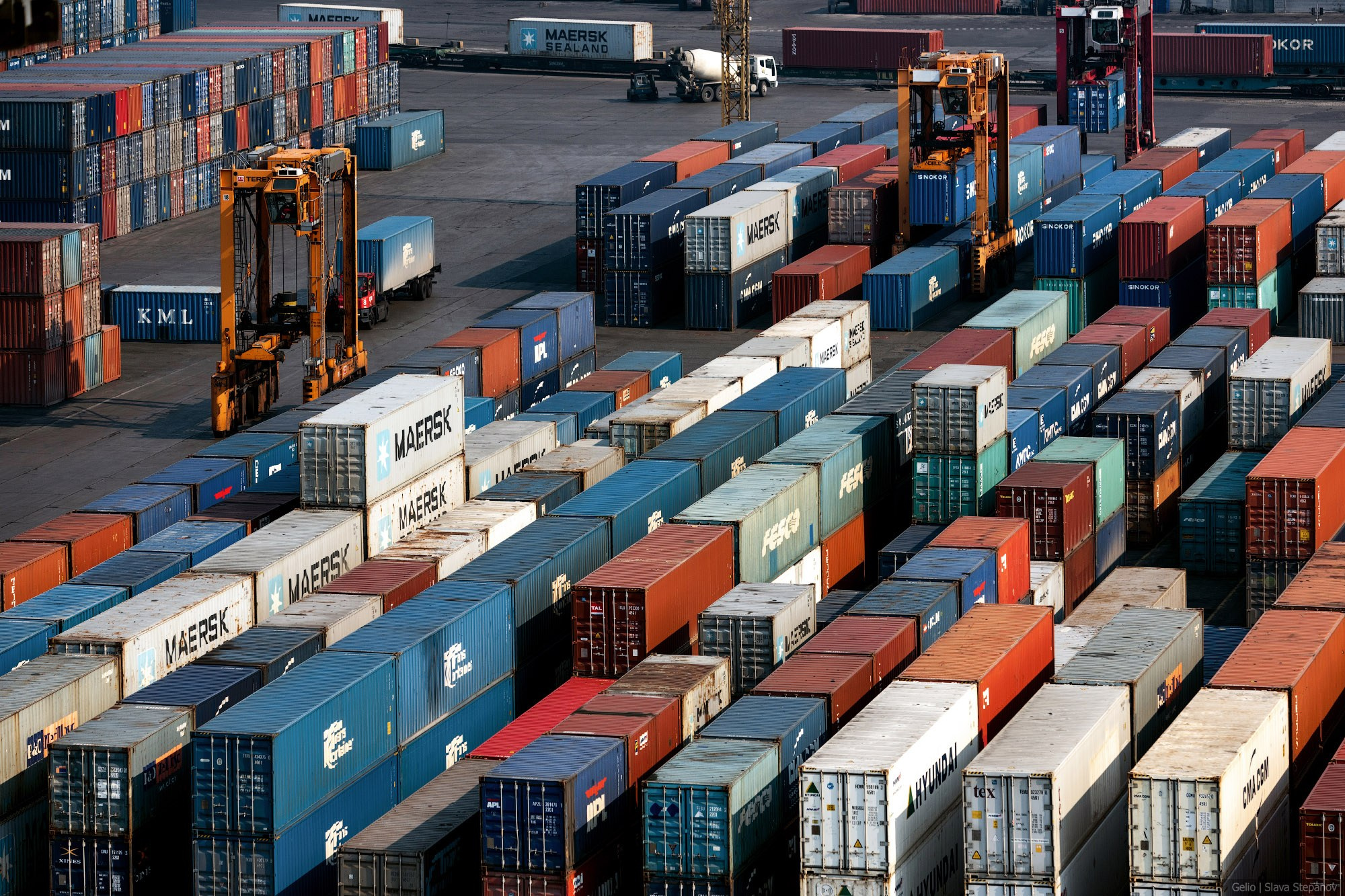 Логистика. Фотограф Слава Степанов, Gelio