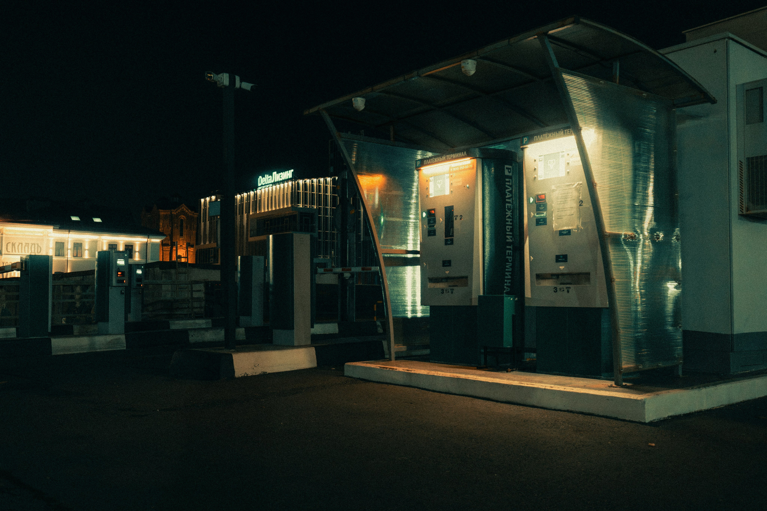 Стрит фотография Владивосток, Россия. Mood цвета, обработка, уроки, пресеты