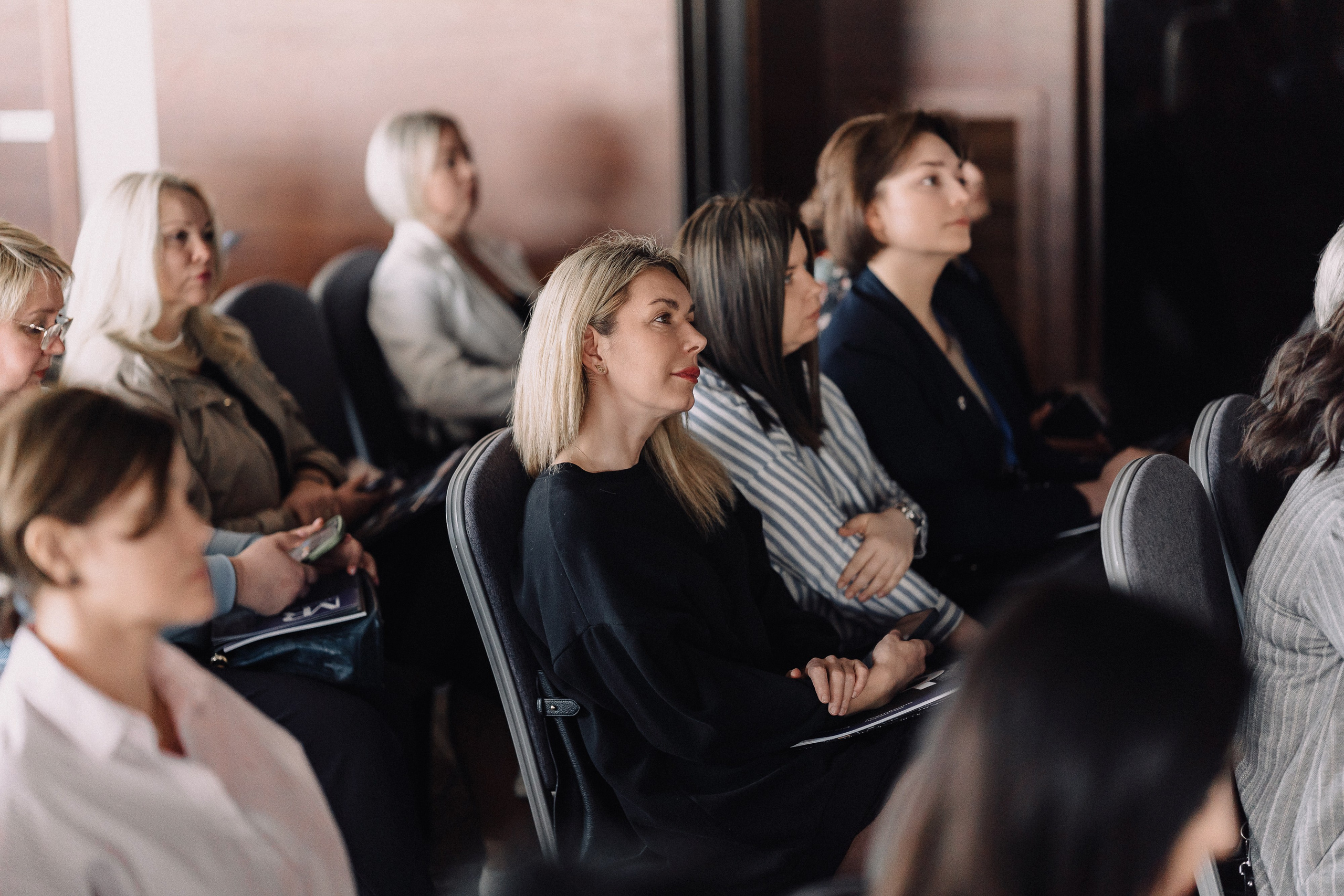 Застройщики Москвы MR (МАРРИОТ). Свадебный и репортажный фотограф в Воронеже Роман Янко