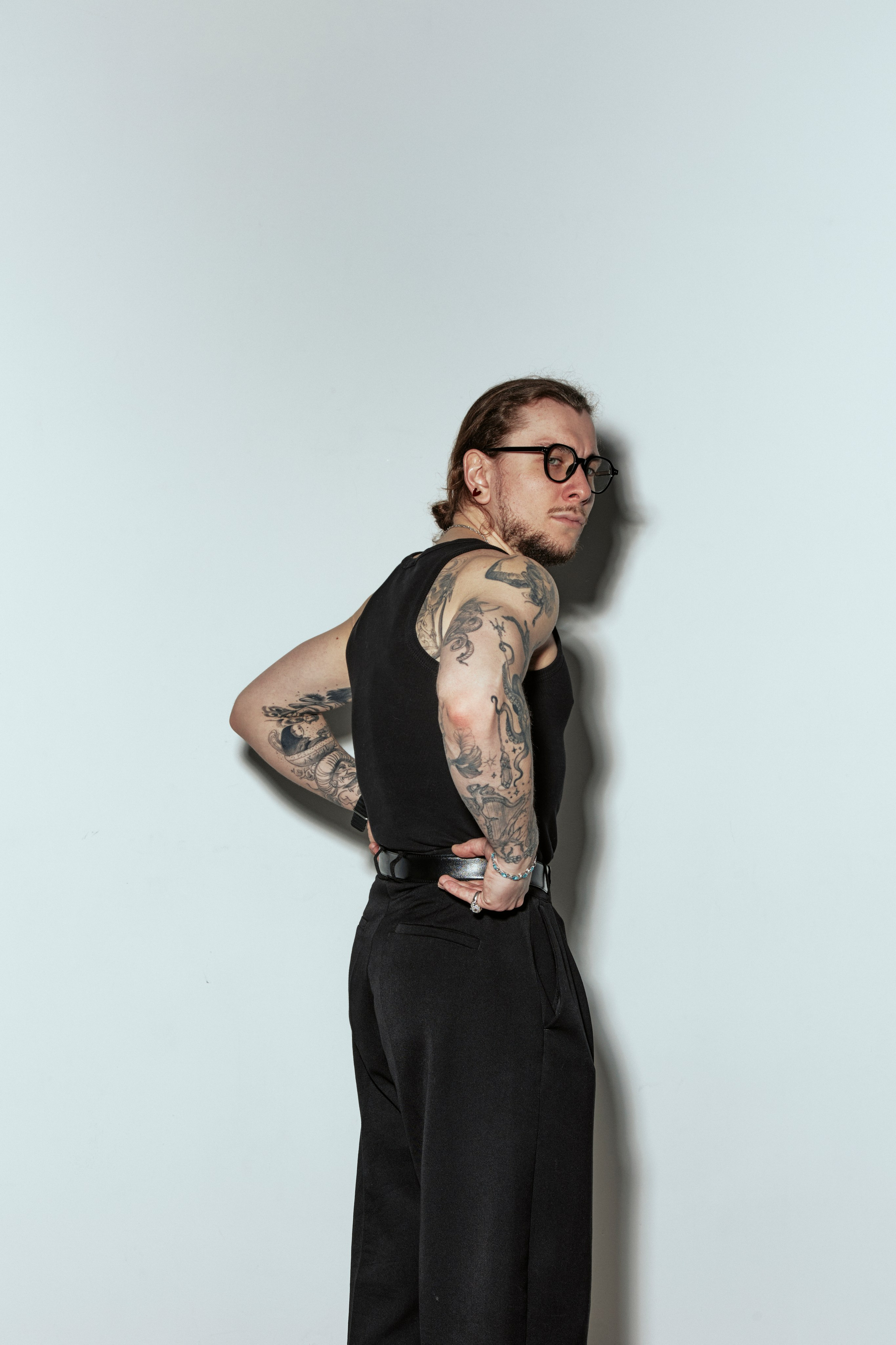 Shadows. Модель Екатеринбург Никита Коршиков