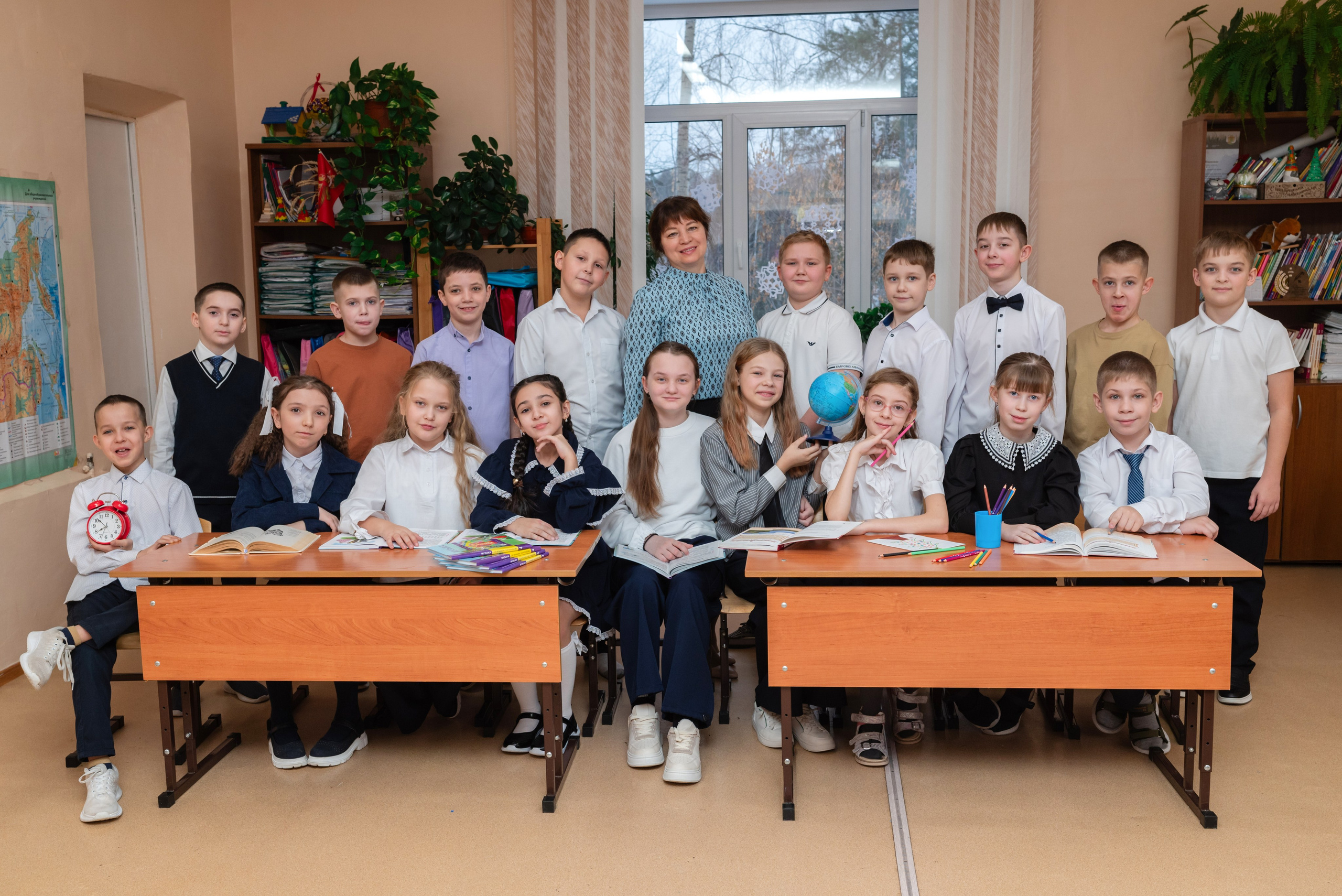 Школа общее фото. Фокус студия. Выпускные альбомы в Красноярске