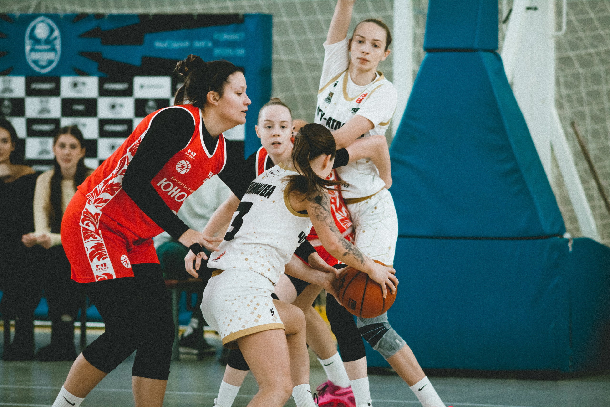 Атланта-Юность / 1. Фотография