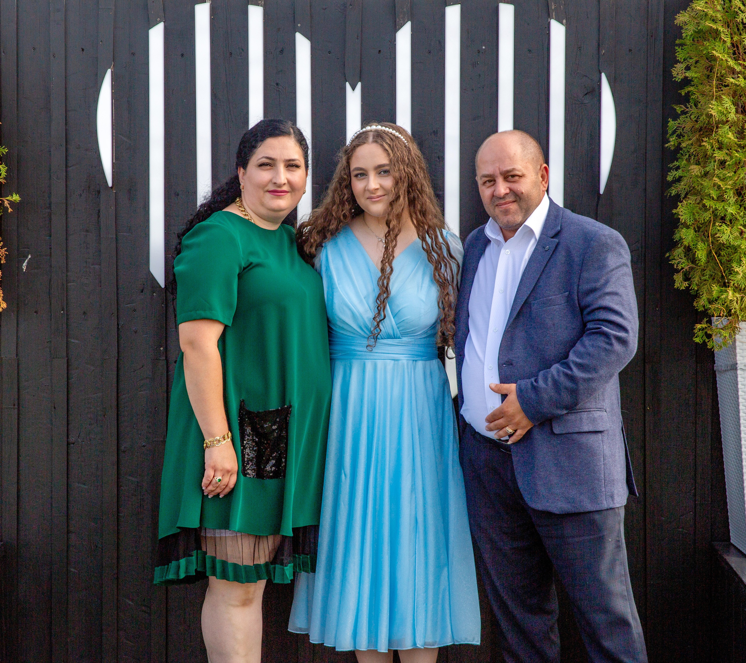 ВЫПУСКНОЙ В УЧЕБНОМ ЗАВЕДЕНИИ. Фотограф для маркетплейсов Михаил Бове