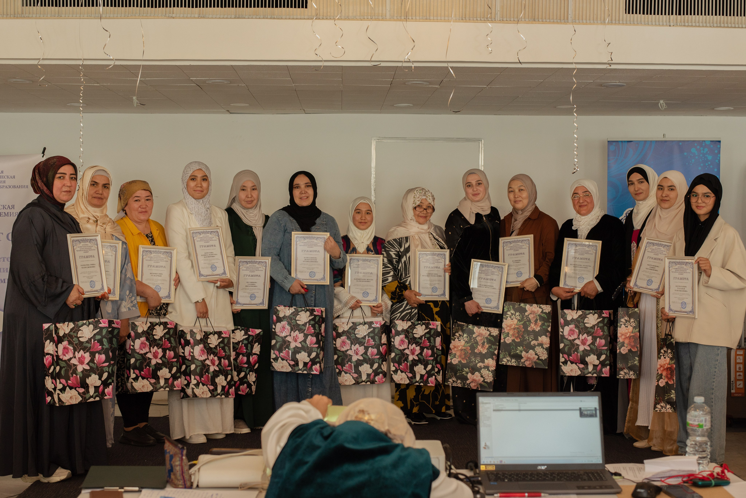 Выпускной в Евразийской женской гуманитарной академии. Лина Курочка — ваш фотограф