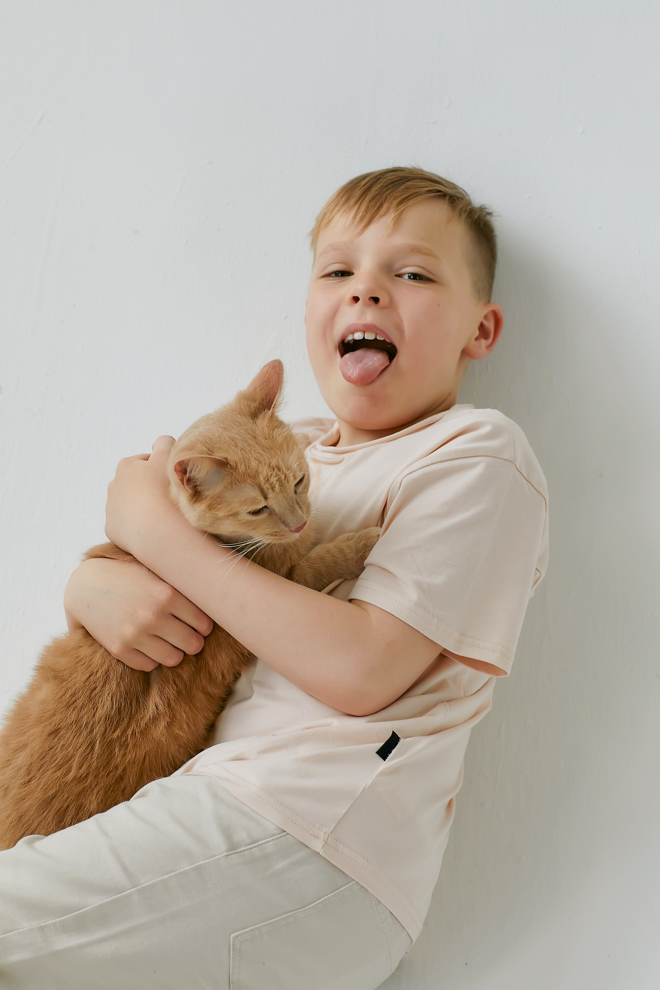 Светлая студия, день рождения малышки. Семейный фотограф в Москве Вера Гук