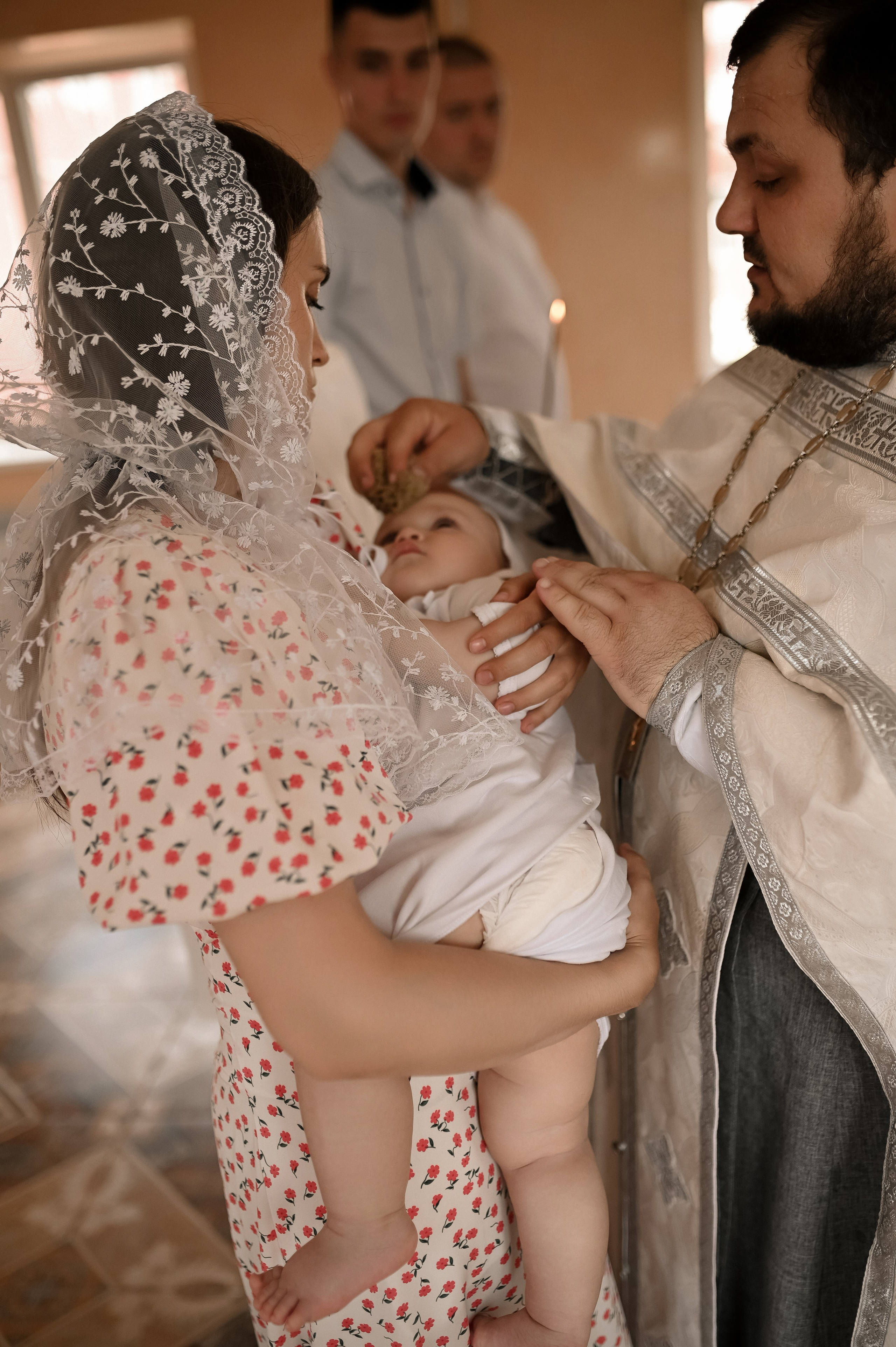 Таинство Крещения. Твой личный проводник к красивым фотографиям в Старом Осколе