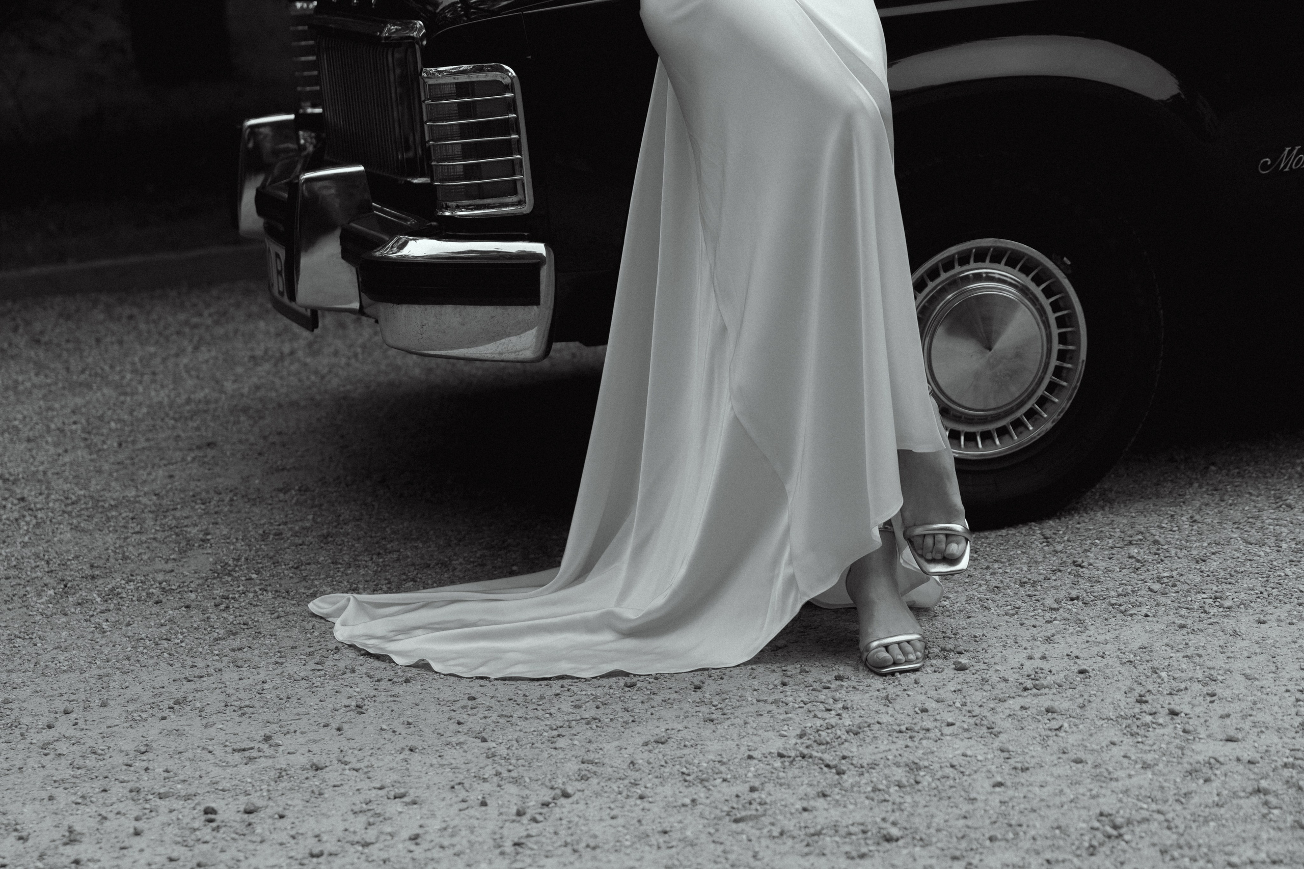 Свадебная фотосессия с ретро-автомобилем. Свадебный фотограф Москва Павел Фетисов