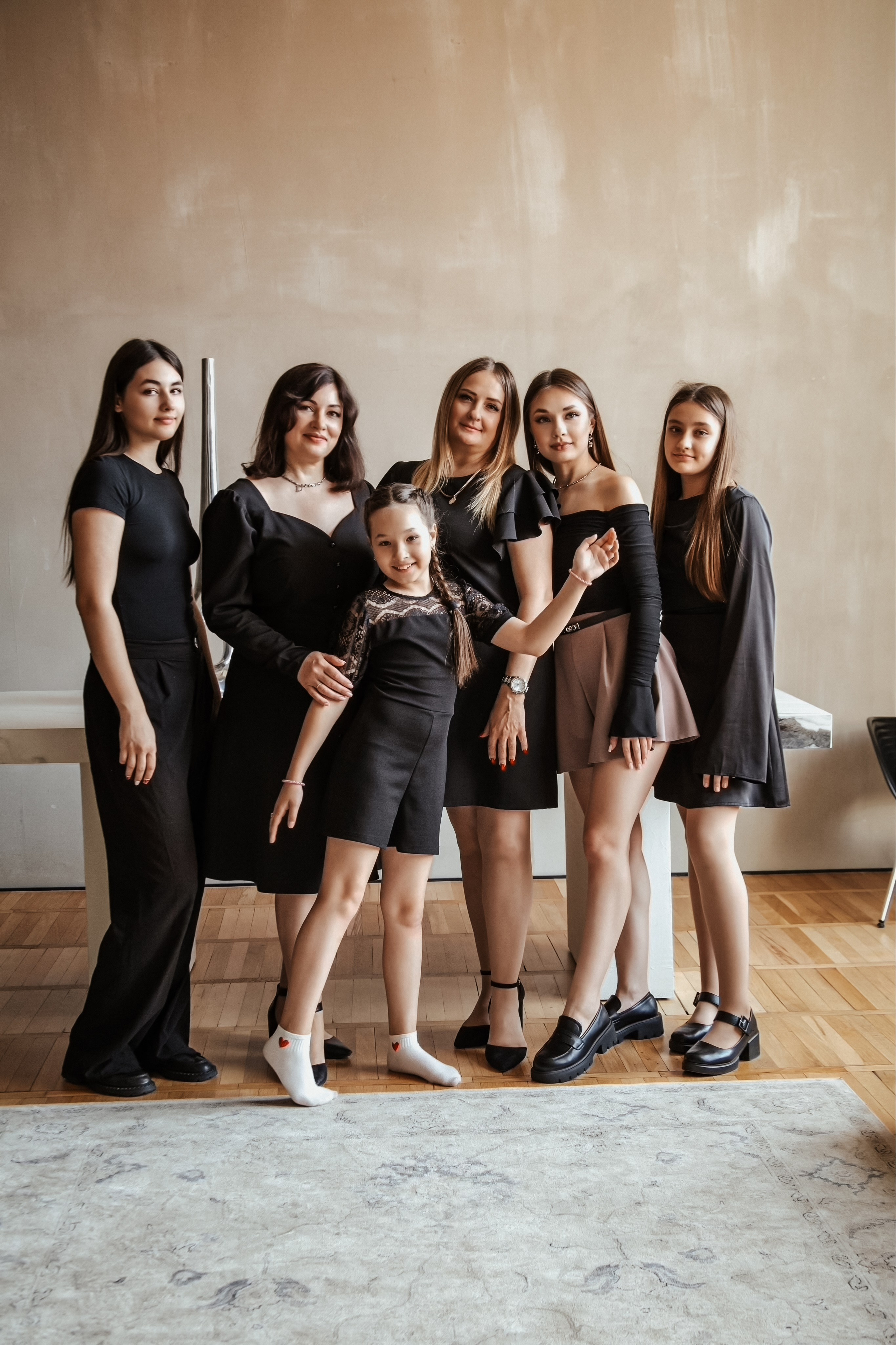 Женская линия семьи в четырёх поколениях. Фотостудия ПЕРФЕКТ. Мария Авджян Фотограф и видеограф Краснодар