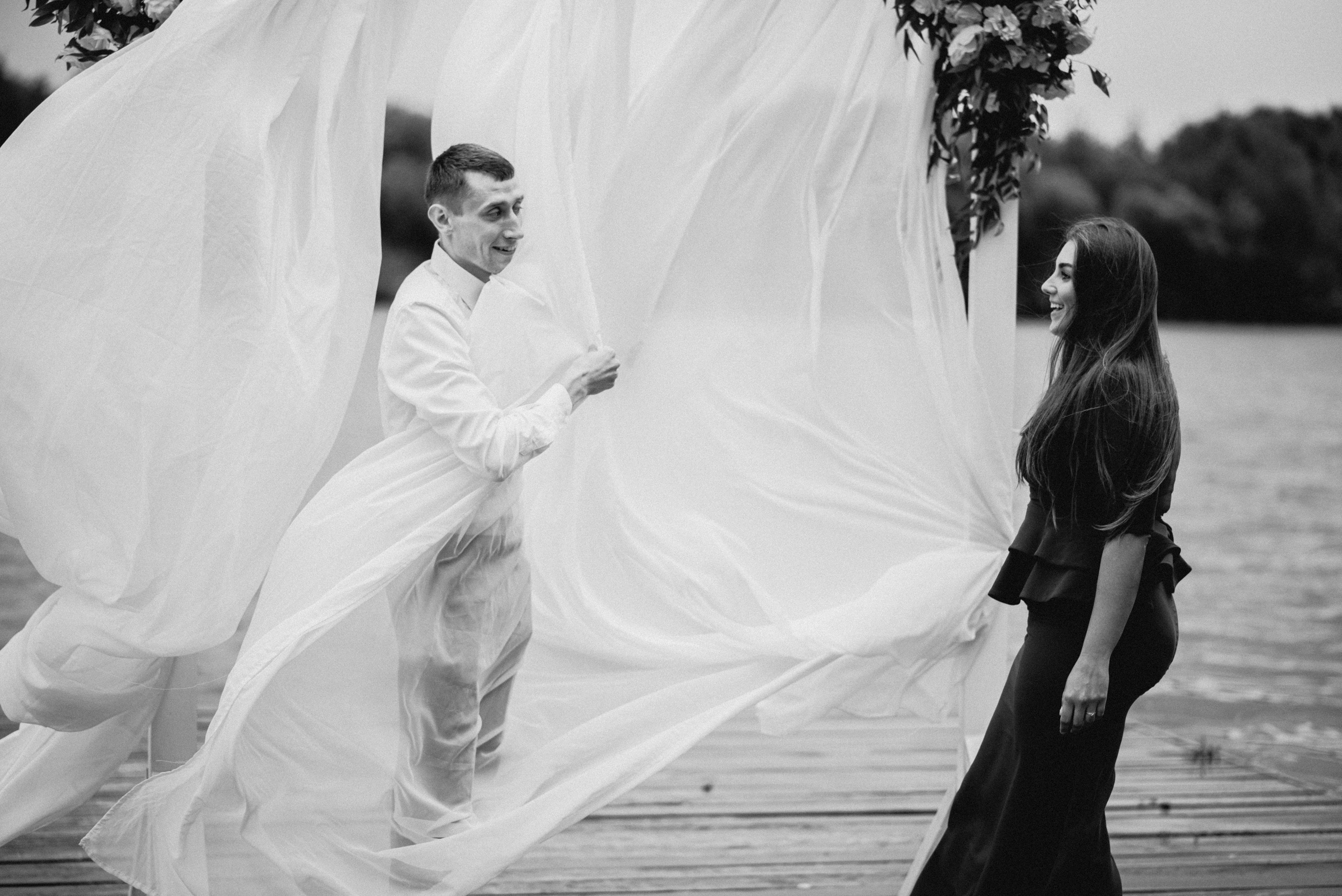 Свадебная фотосессия на катере. Свадебный и портретный фотограф в Москве Жердев Даниил