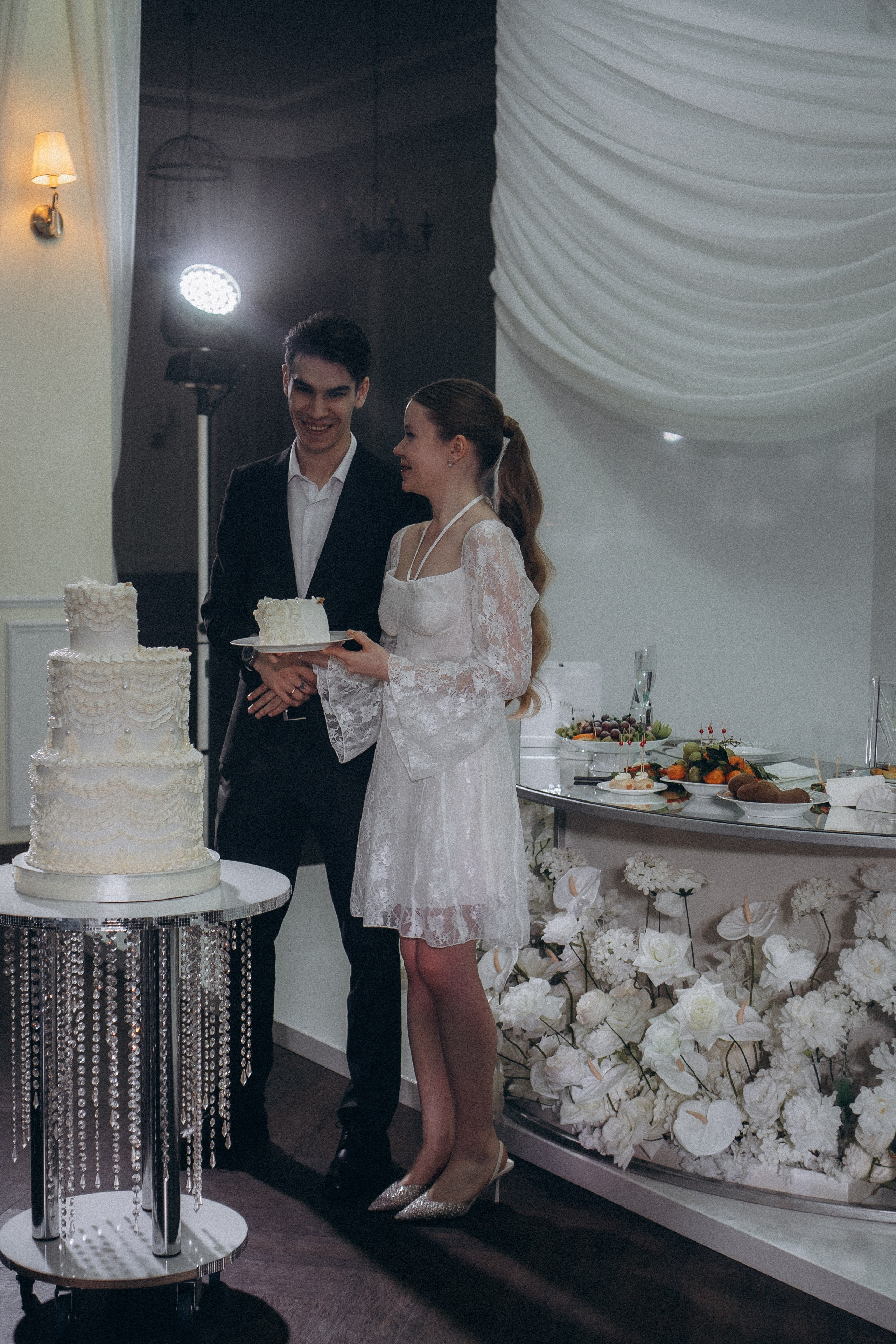 СВАДЕБНЫЙ ТОРТ. ФОТОСЕСИИЯ БАНКЕТА (СНЯТО В СИБИРЕ В НИЖНЕВАРТОВСКЕ). Профессиональный фотограф, Санкт-Петербург — Виктория Богомолова