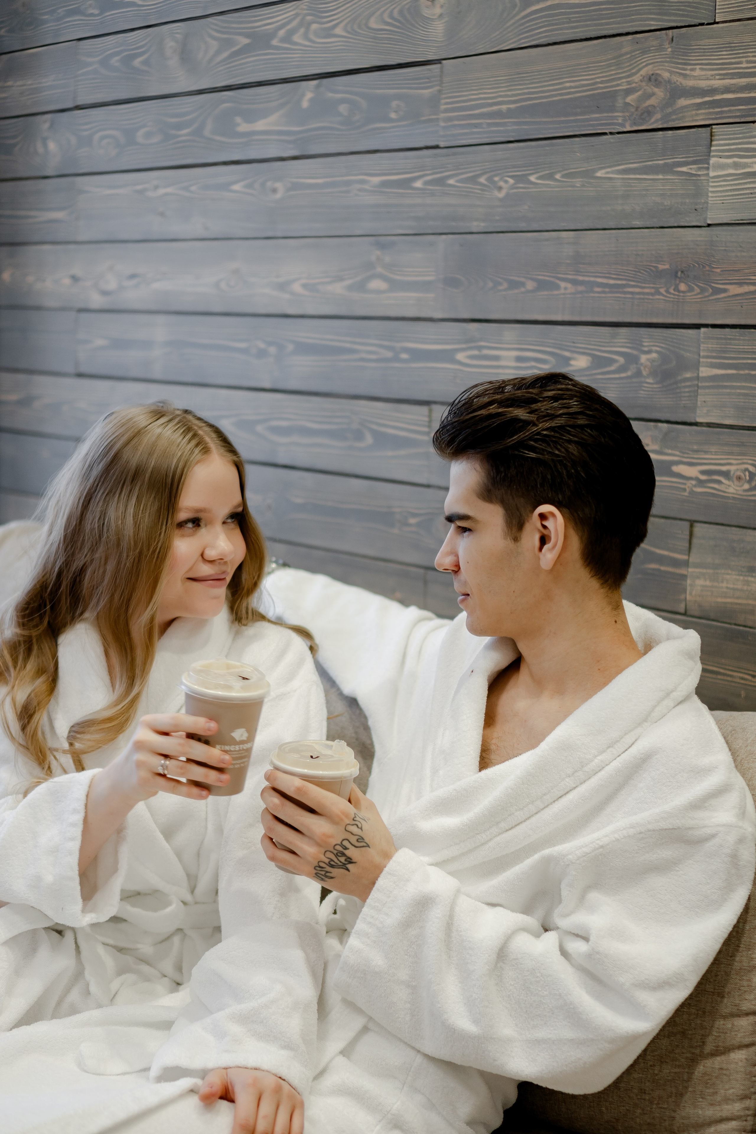 СВАДЕБНАЯ СЬЕМКА СБОРОВ В ОТЕЛЕ И ВЫЕЗД НА ЦЕРЕМОНИЮ (СНЯТО В СИБИРЕ В НИЖНЕВАРТОВСКЕ). Профессиональный фотограф, Санкт-Петербург — Виктория Богомолова